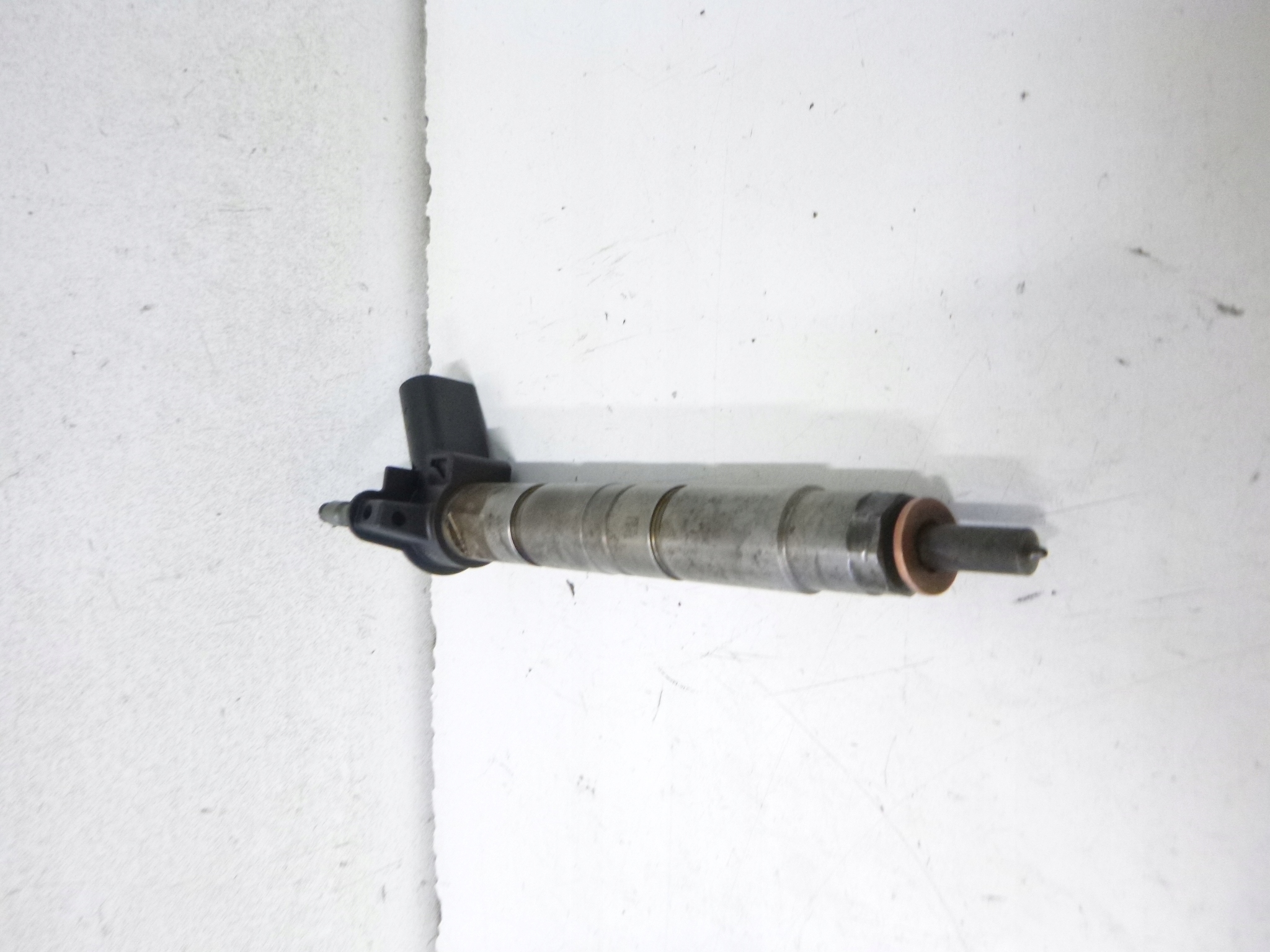 injector nozzles BMW F10 2.0d 2015r. 7823461-01
