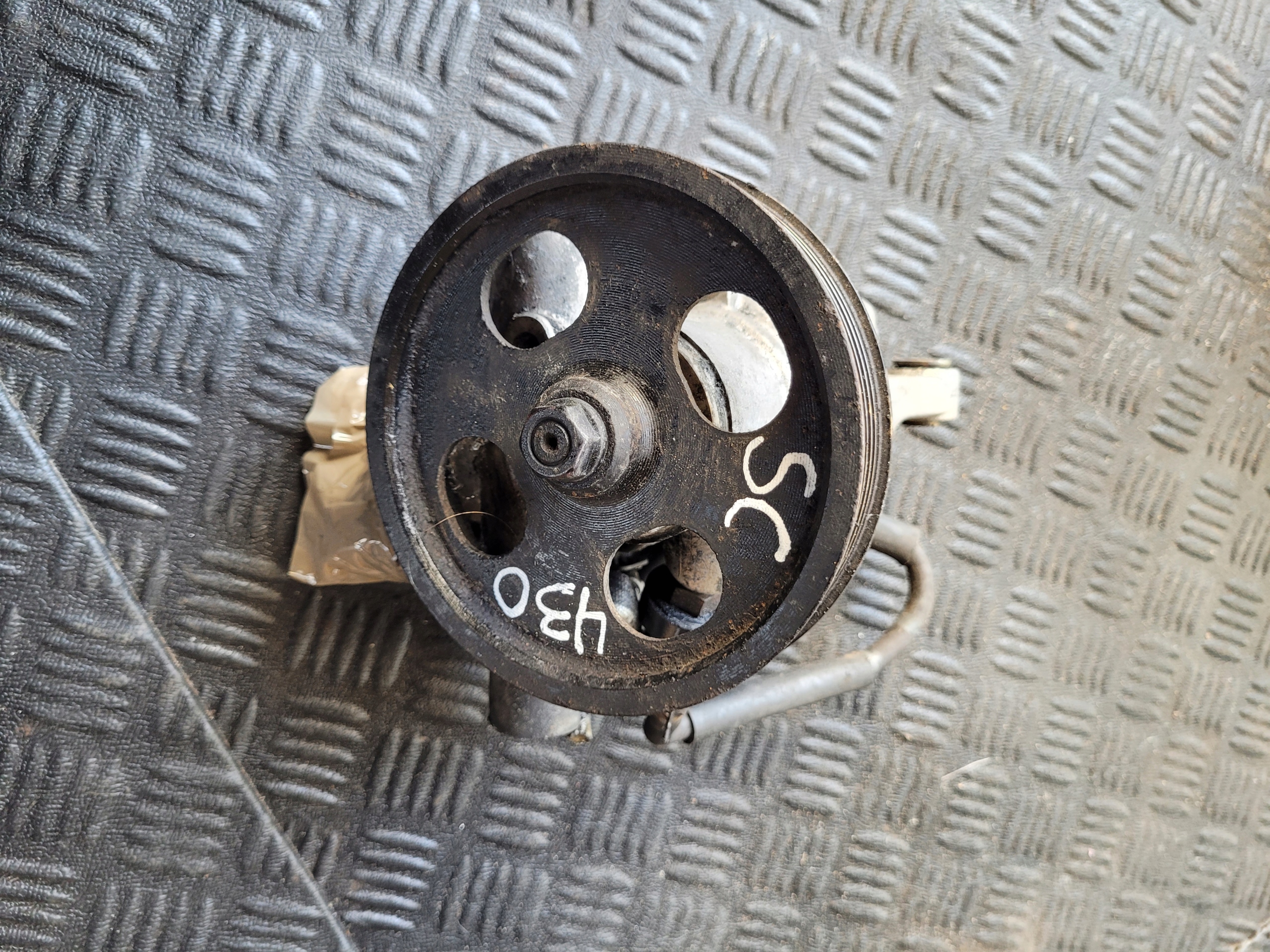 насос гур lexus SC II 430 SC430 4.3