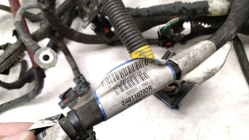 проводка двигателя renault LAGUNA III (KT0/1) 240110202R 2.0дизель