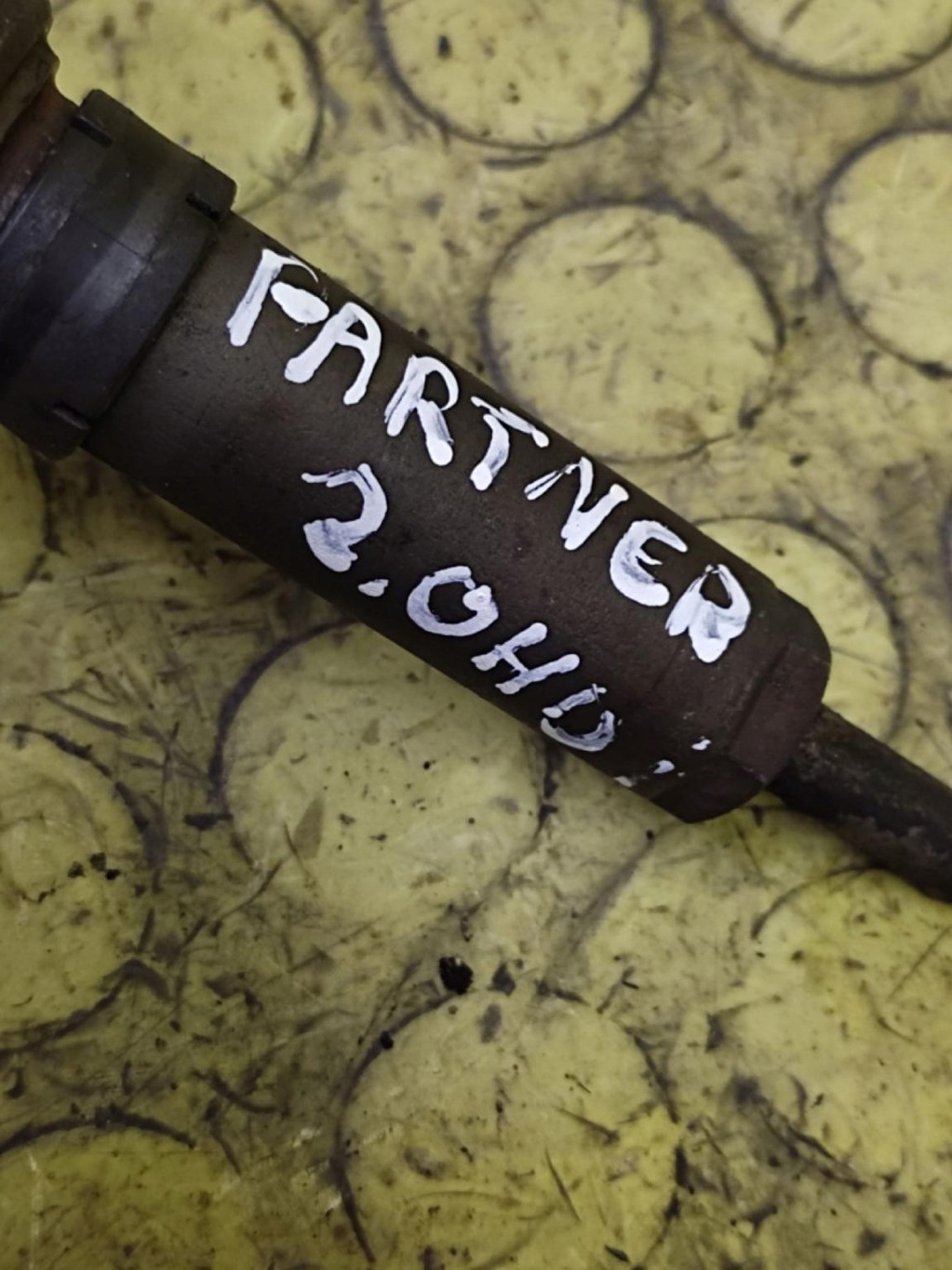 PEUGEOT PARTNER 2.0 HDI injector 9652173780