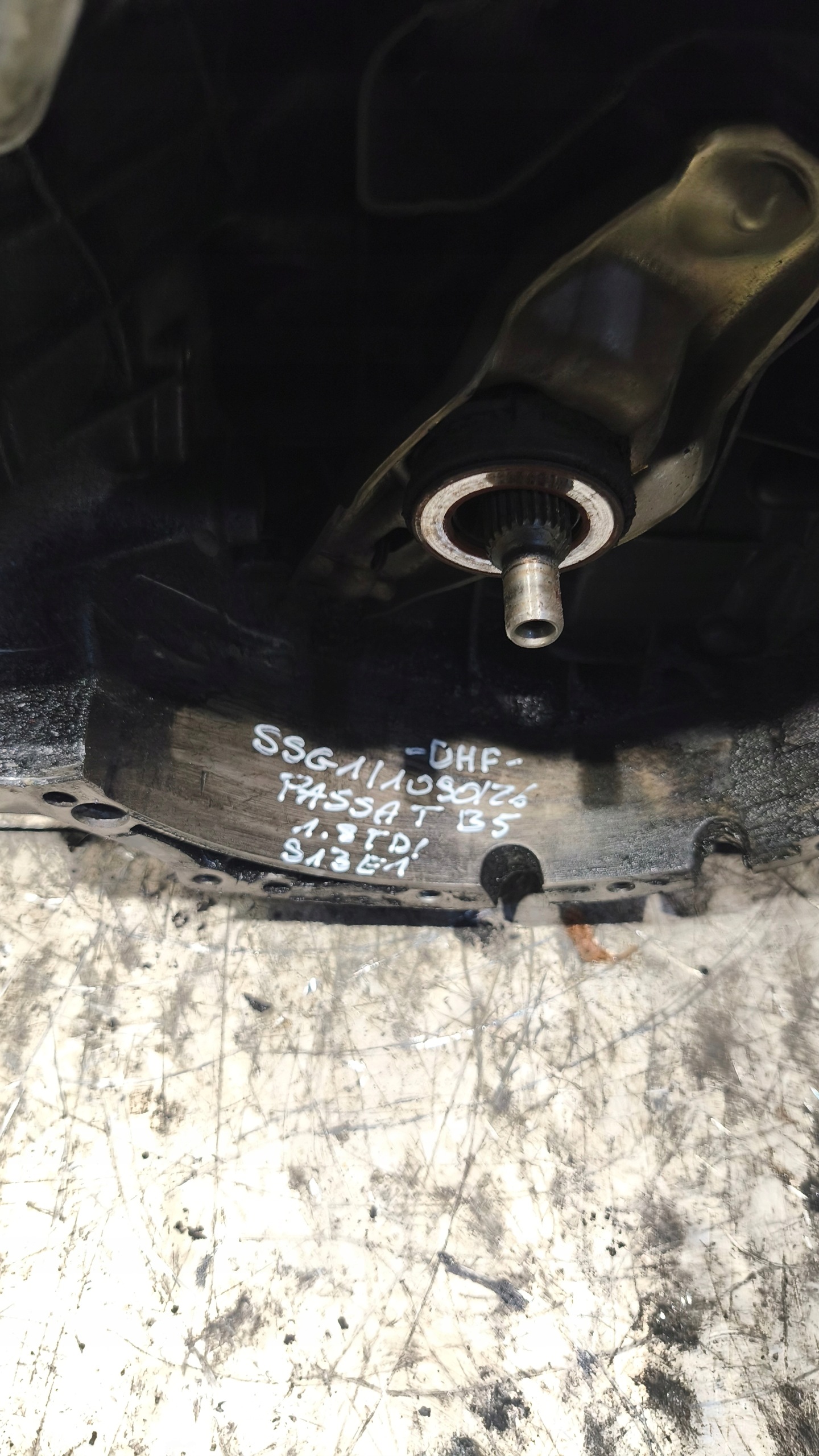 boîte vitesse VW PASSAT B5 1.9TDI DHF