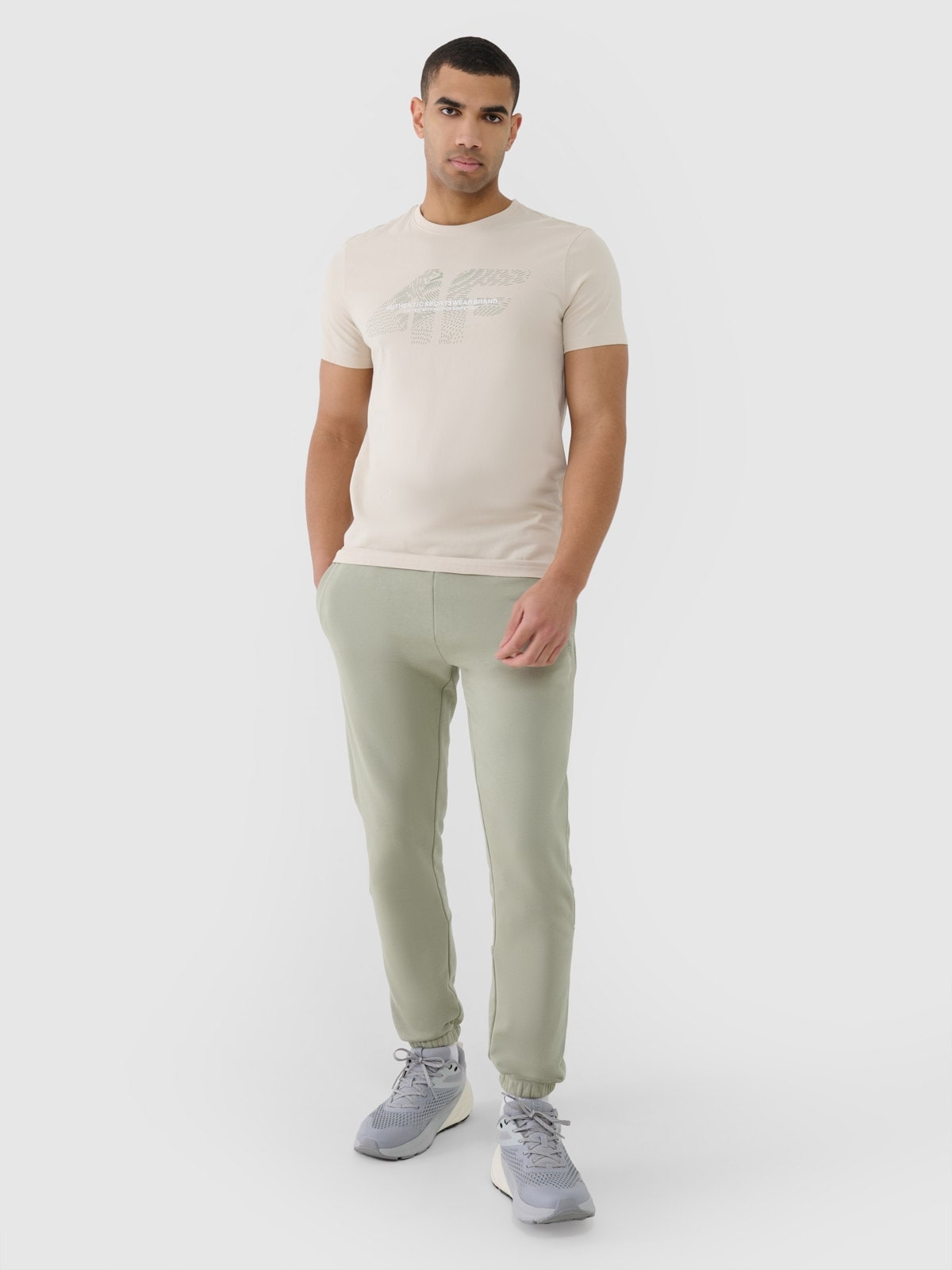 Pánské Tepláky 4F Jogger 3XL M1014 SS25