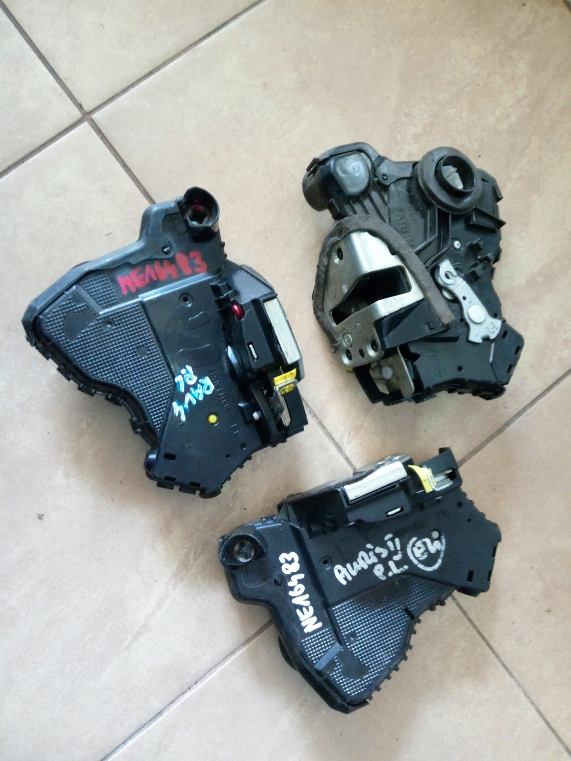 ЗАМОК ДВЕРІ TOYOTA AURIS II AVENSIS RAV 4 ВИБІР ОРИГІНАЛ.*