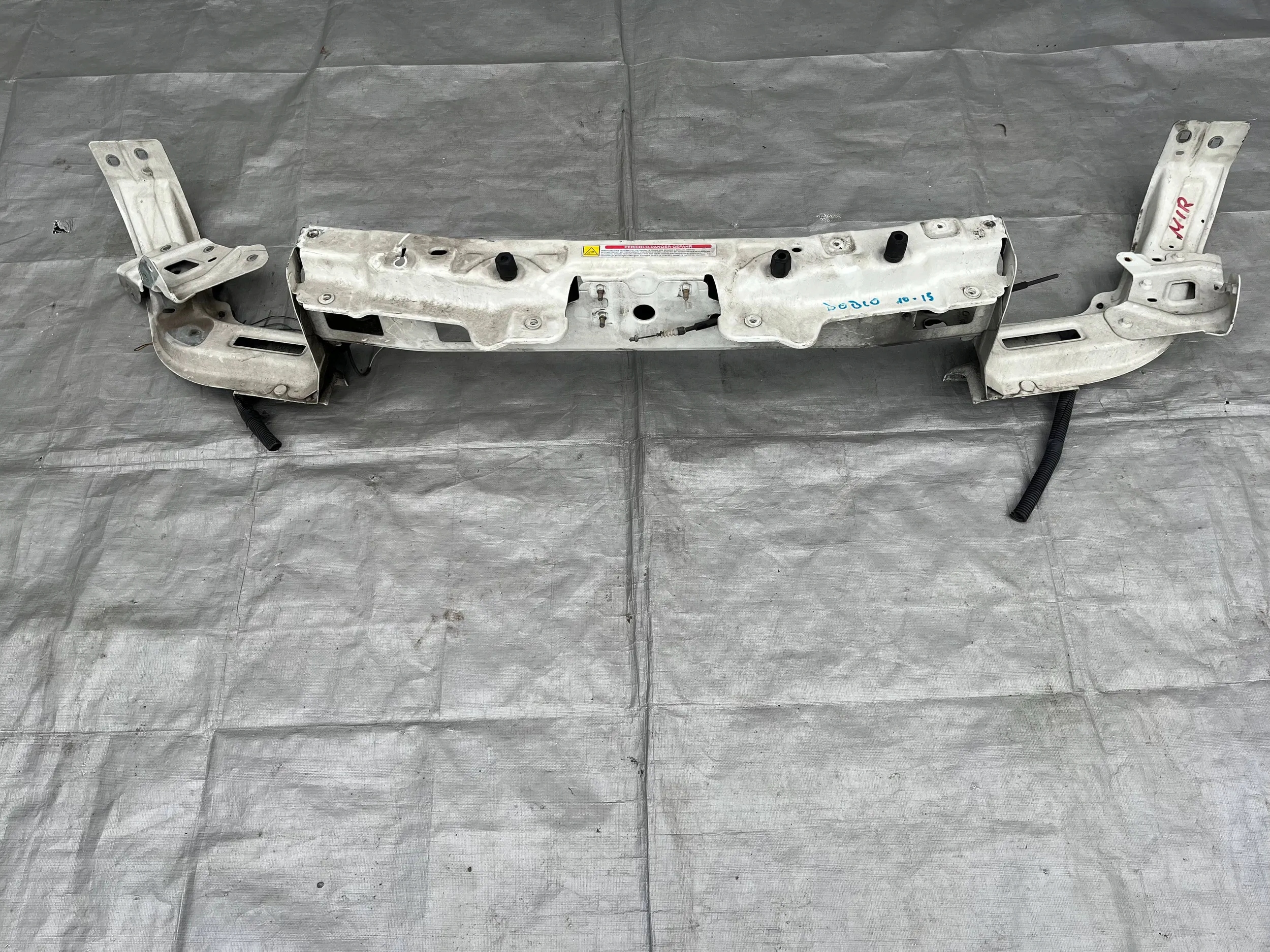 FIAT DOBLO II ПЕРЕДНИЙ РЕМЕНЬ УСИЛЕНИЯ 14R