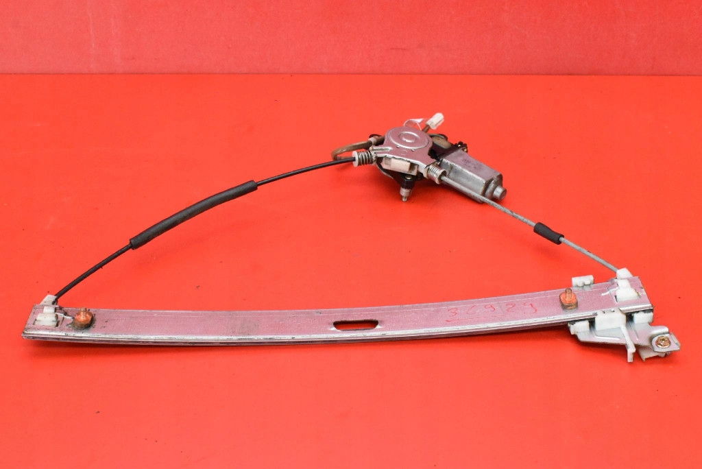 window regulator right front EU CM010410 MAZDA PREMACY 1 and CP 99-01