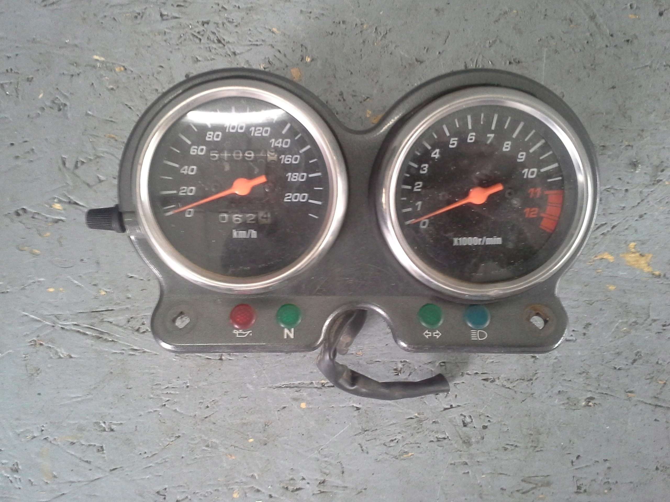 123458915 - SUZUKI GS 500 лічильник таймери годинник