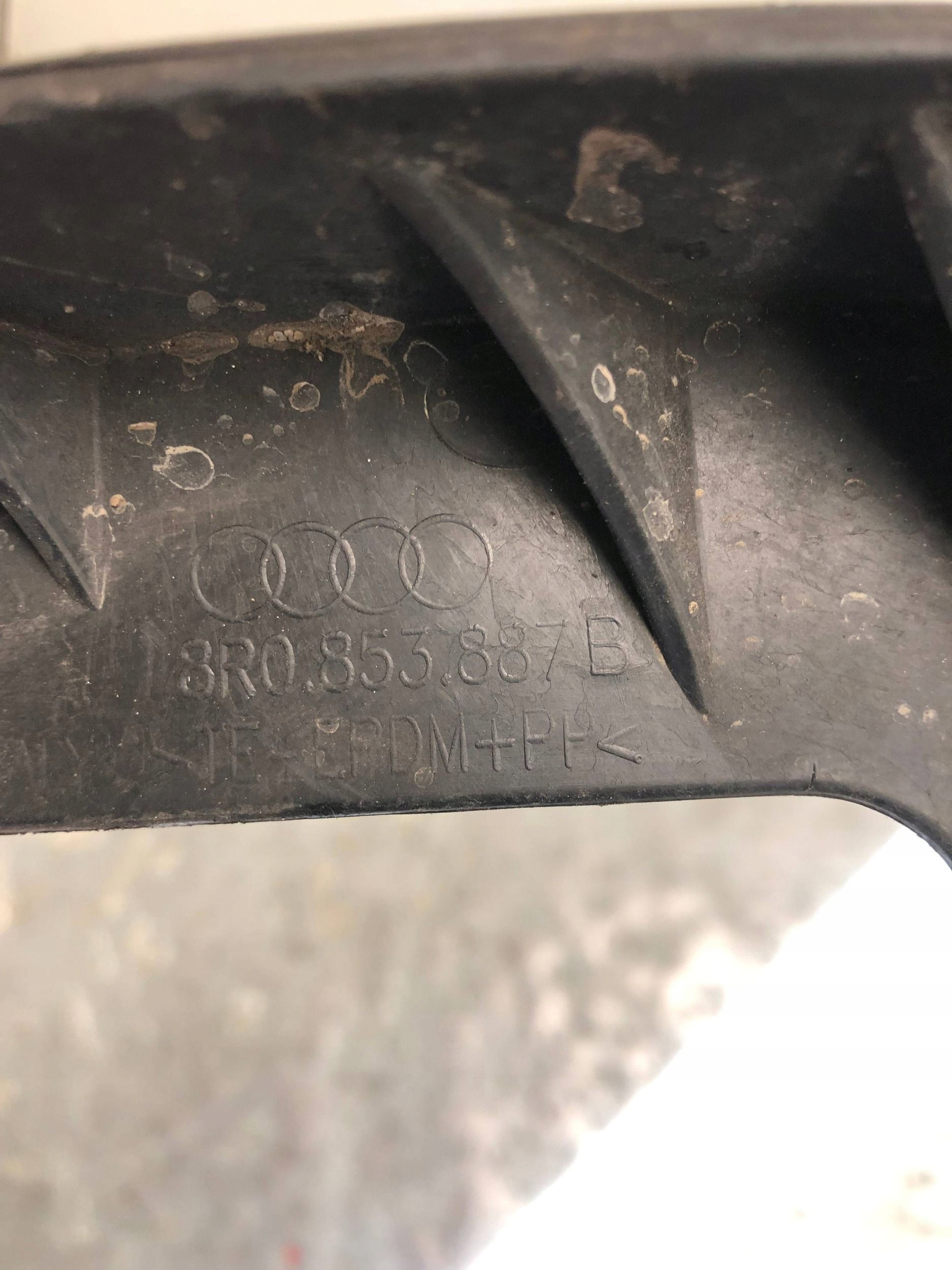 spoiler mudguard flap NADKOLA left front AUDI Q5 LIFT 8R0853887B