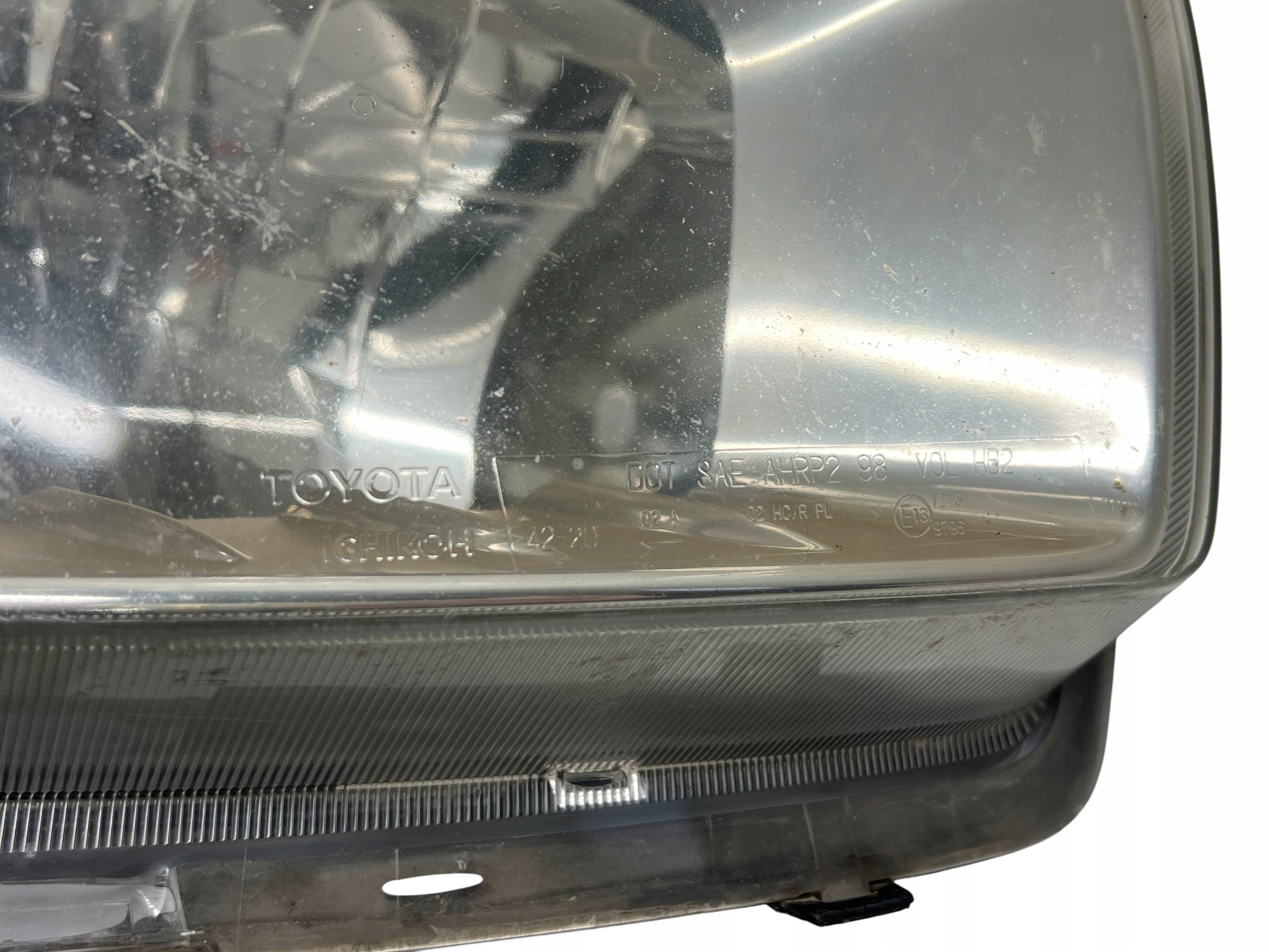 TOYOTA RAV4 II light REFLEKTOR right front EUROPA L9