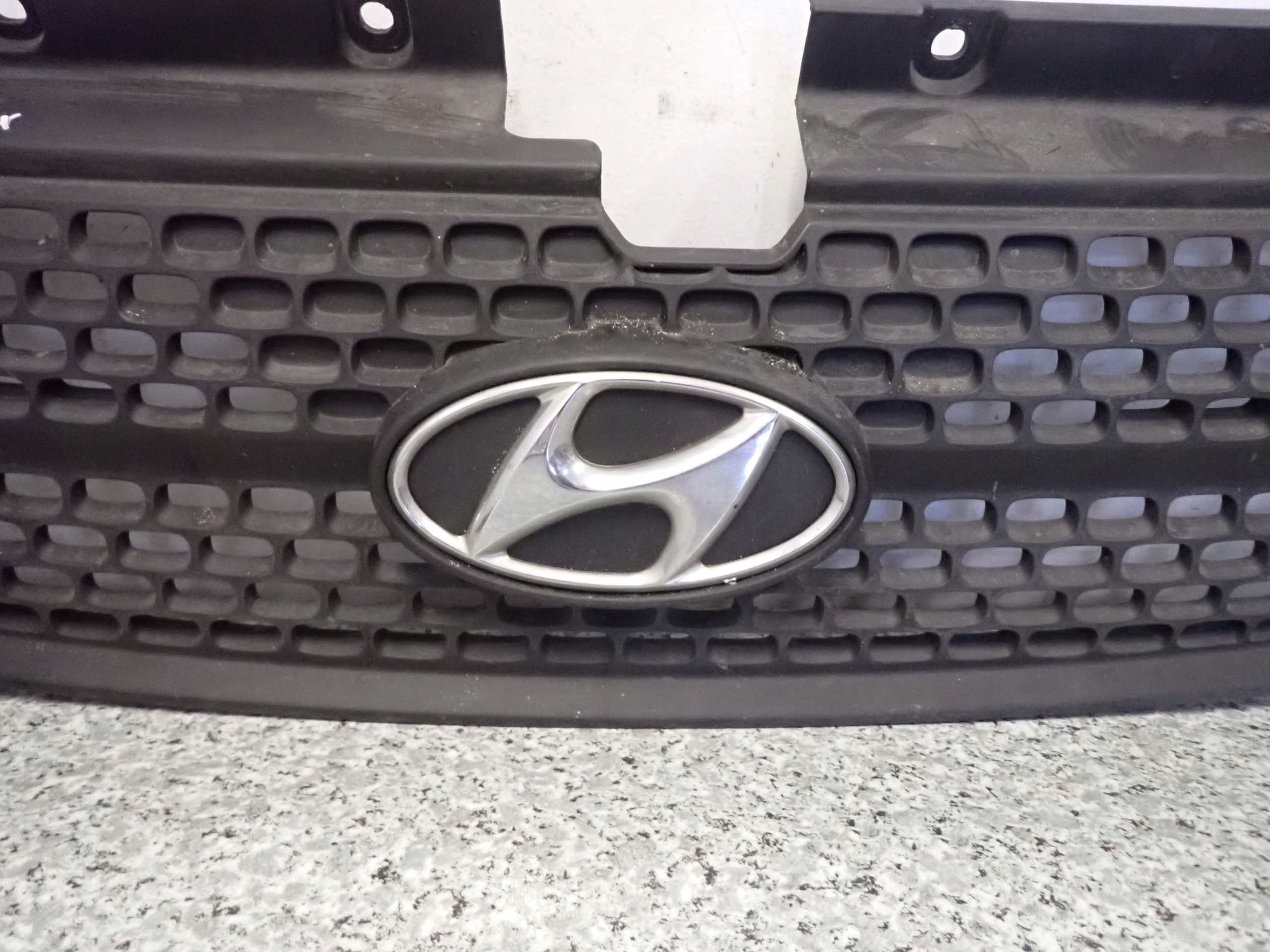Hyundai 05-08 решетка радиатора