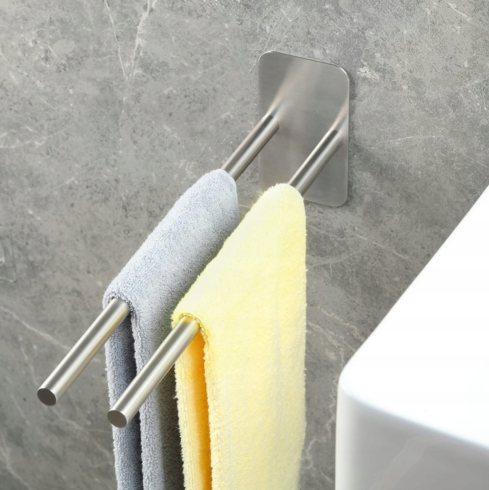 WIESZAK NA RĘCZNIKI W ŁAZIENCE ZE STALI NIERDZEWNEJ UCHWYT ŚCIENNY 38 CM Materiał wykonania stal nierdzewna