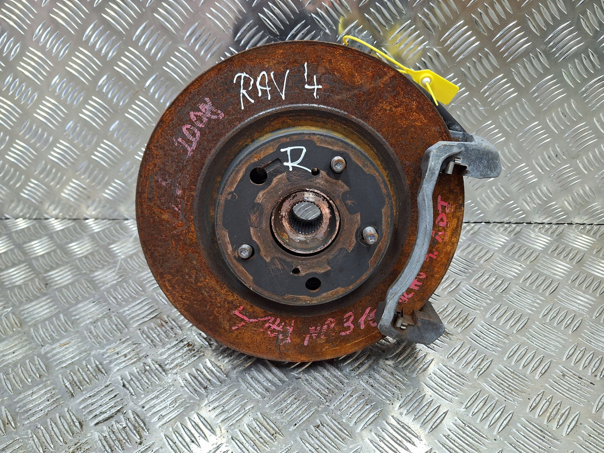 swing right front TOYOTA RAV4 III 06-12 2.2 D4D