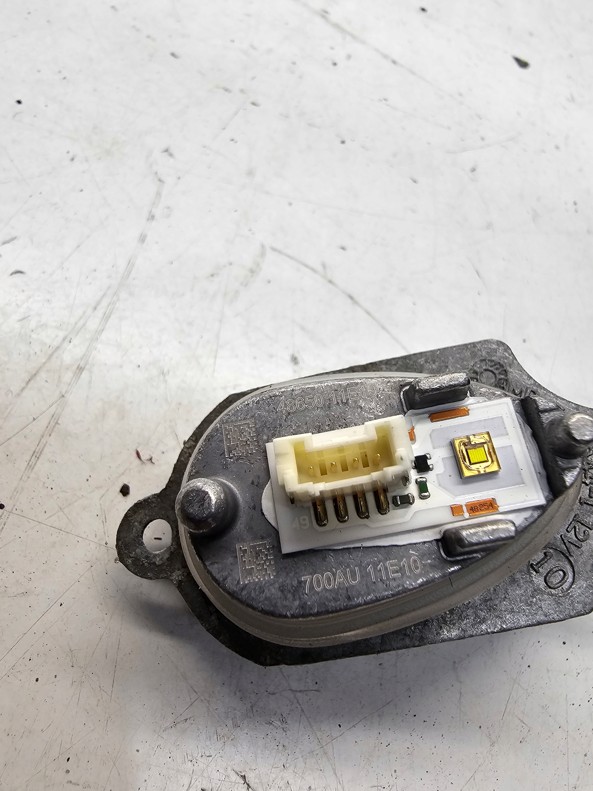control unit module LED DRL AUDI A1 S1 8X 8X0998475