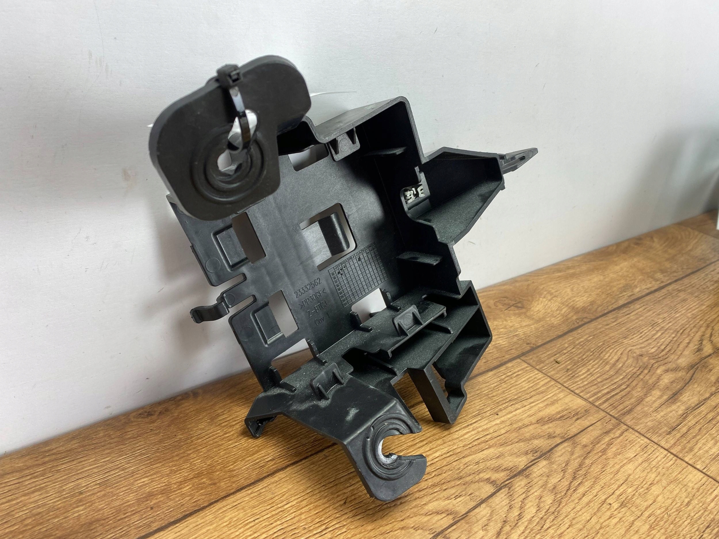 console holder bracket Chevrolet Camaro 2016+