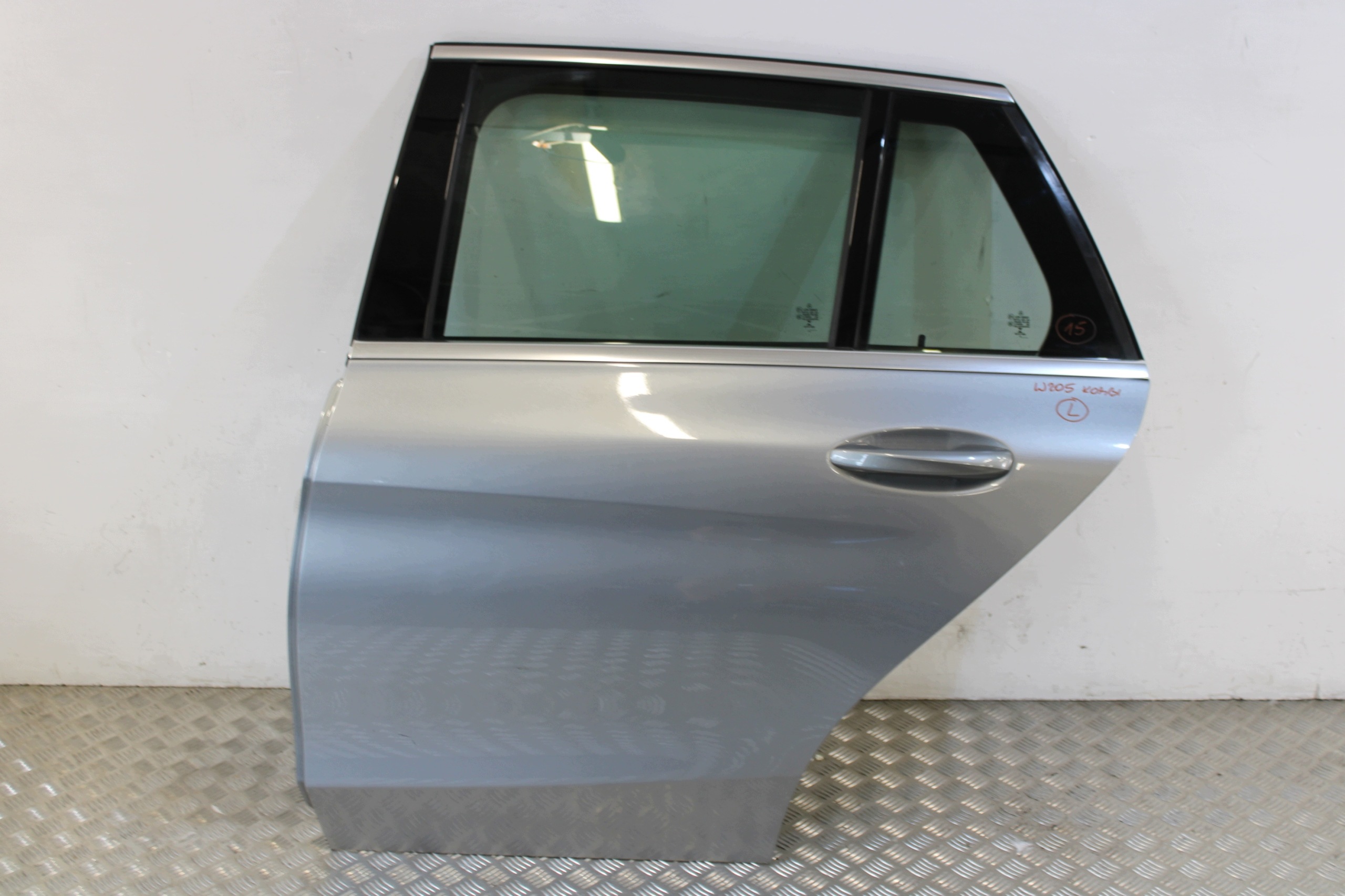 door left rear part left rear. complete MERCEDES C-KLASA W205 1.6 CDI