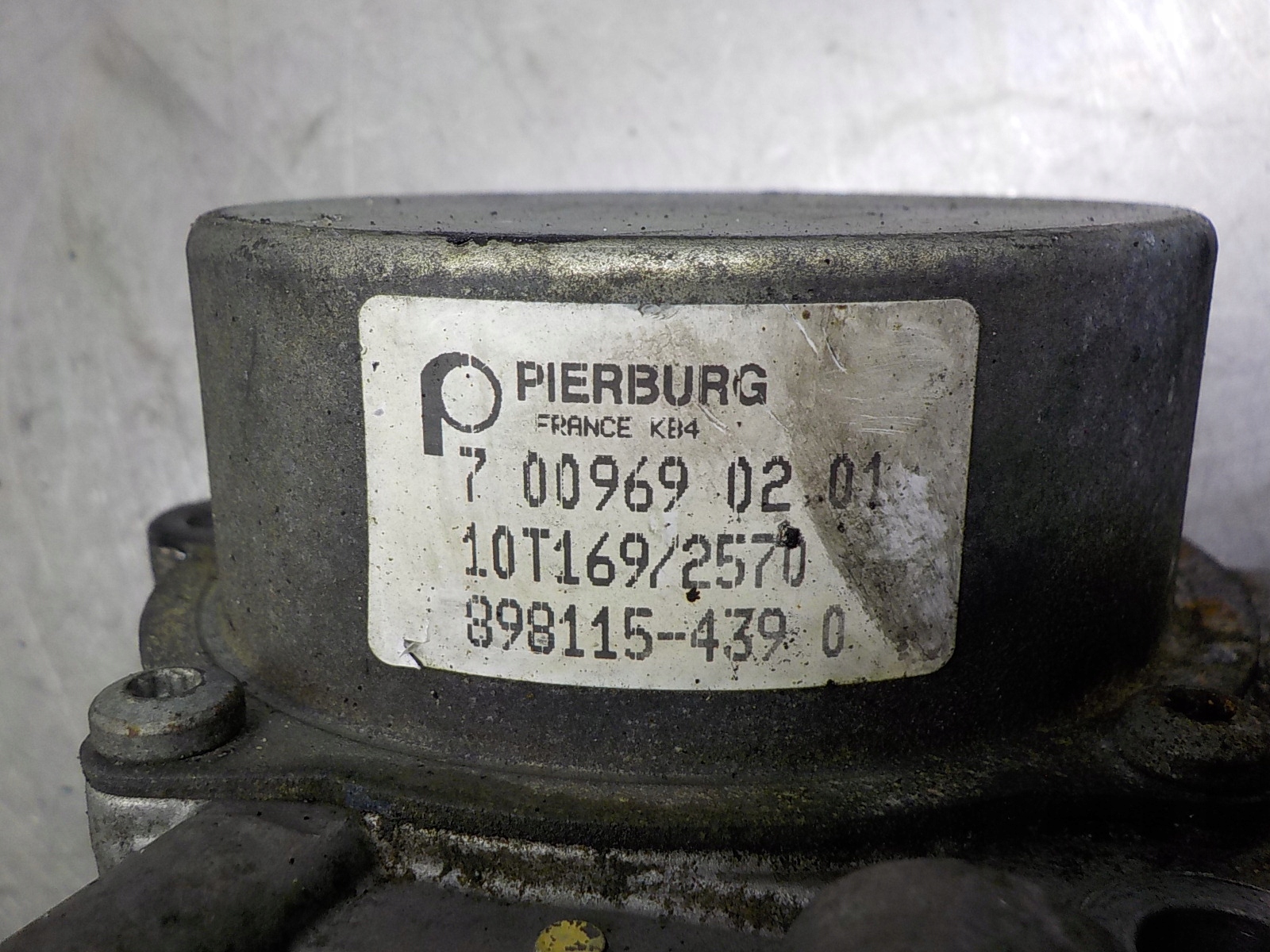 OPEL ASTRA J 1.7 CDTI POMPA VACUM 7009690201 Typ samochodu Samochody osobowe