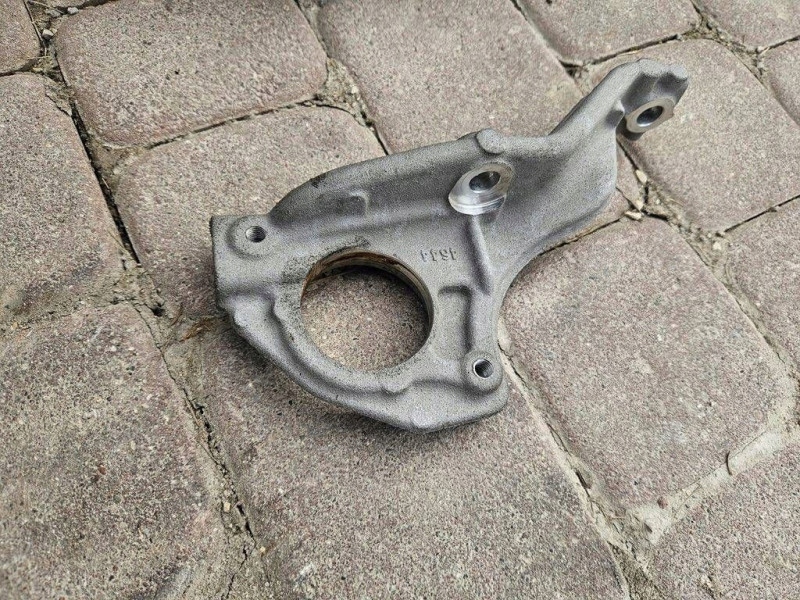 Support Demi axe 1.2THP Support Demi axe 1.2 Opel Grandland X 9675488980