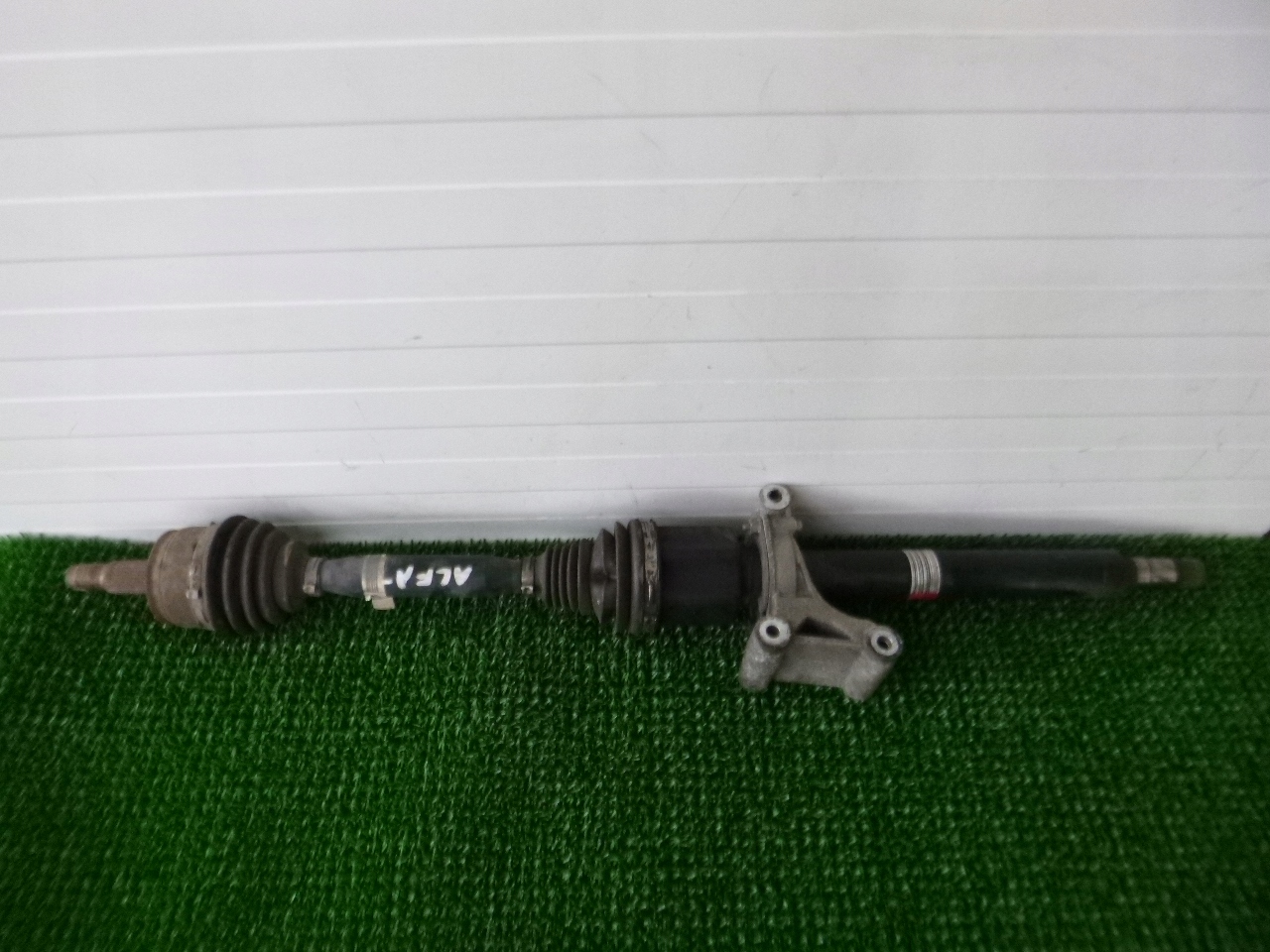 ALFA ROMEO GIULIETTA 1.6 ПОЛУОСЬ ПРАВА 55237698