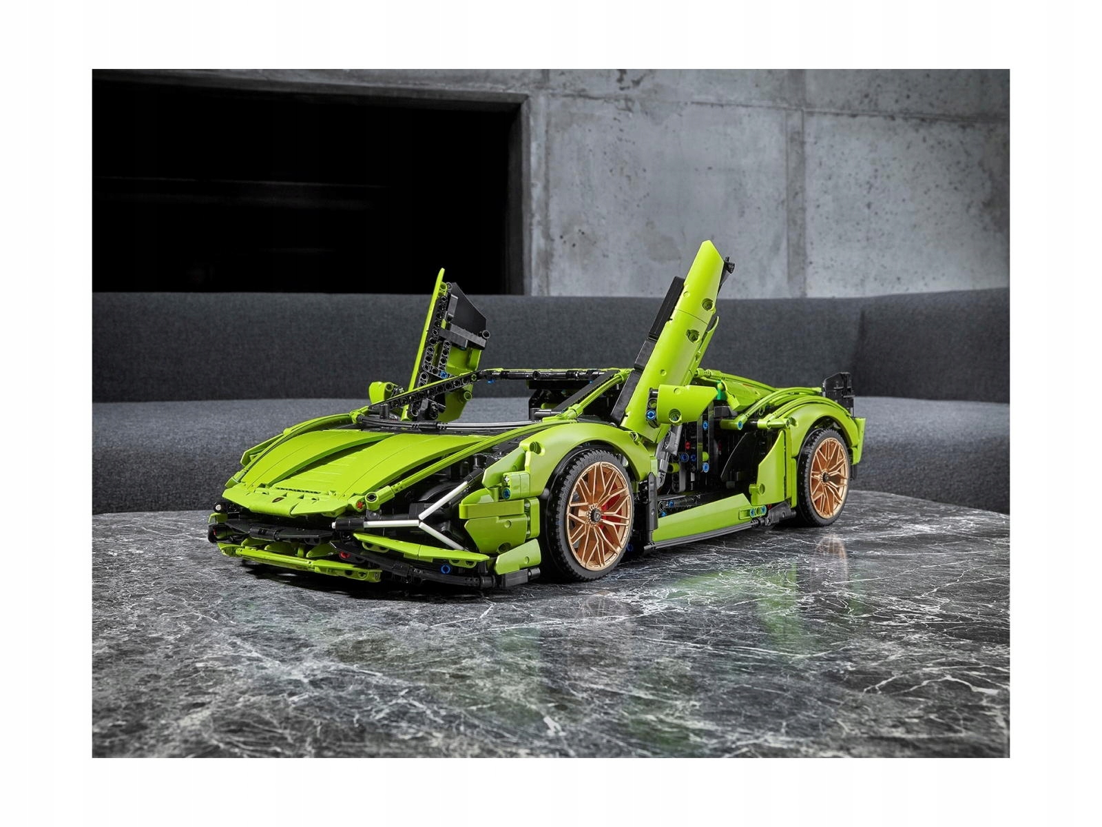 NA PREZENT!!! KLOCKI LEGO LAMBORGHINI 42115 Materiał plastik