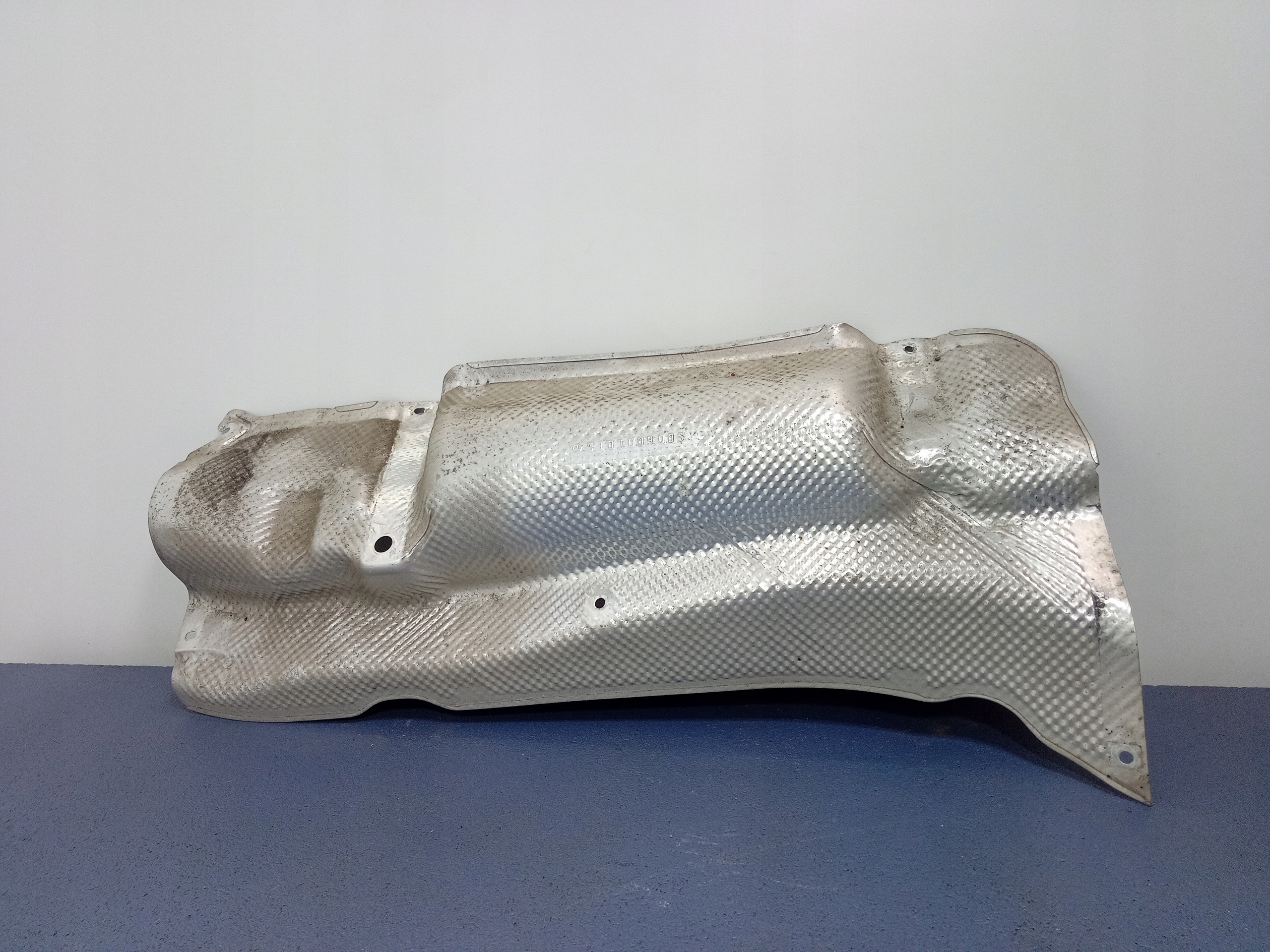 MERCEDES CL63 W216 тепловой экран