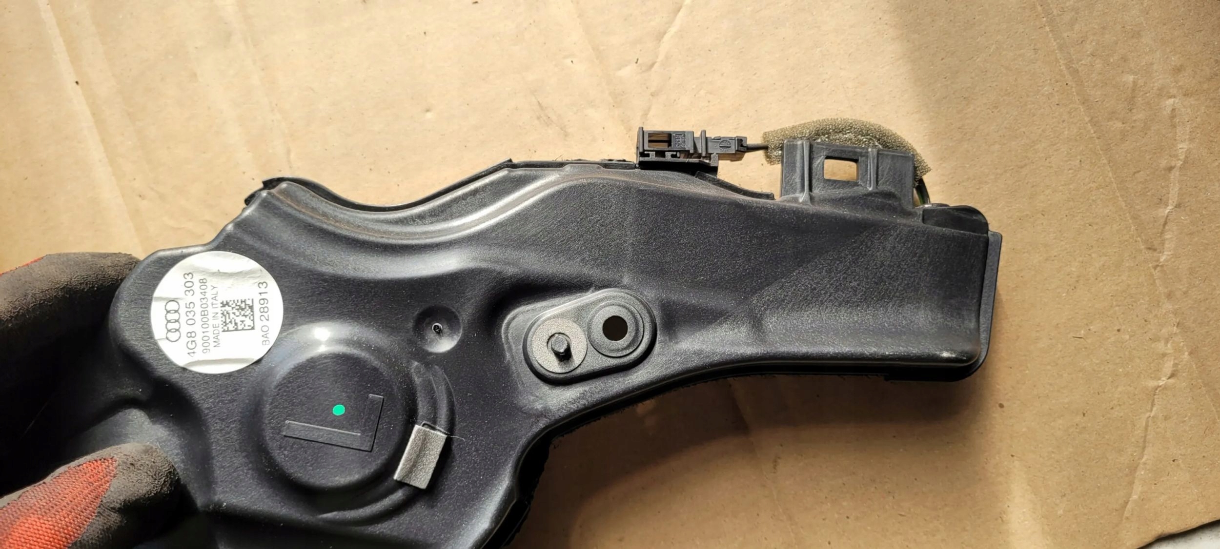 S7 4G A7 speaker door left bang OLUFSEN 4G8035303