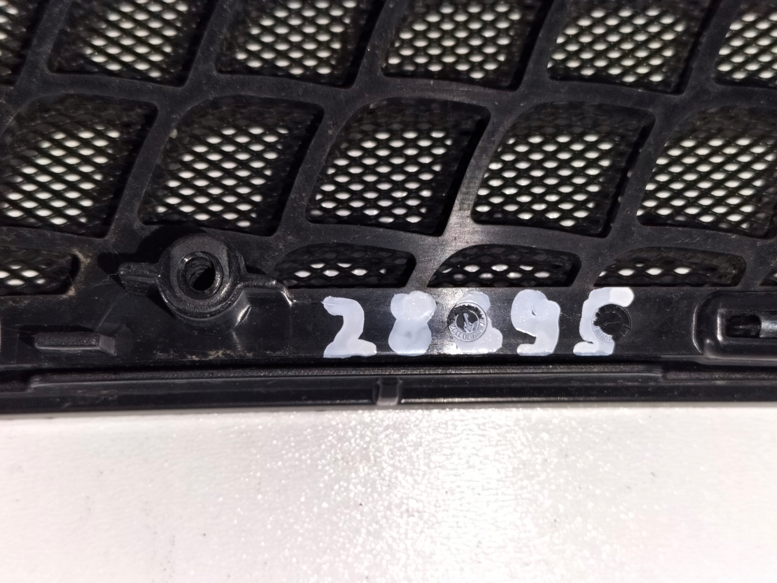 grid intake bonnets left MERCEDES AMG GT 190 14