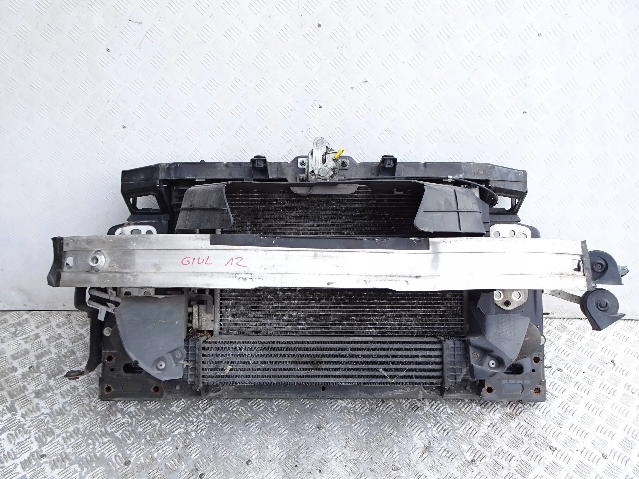 Chłodnice KPL. Pas przedni Alfa Romeo Giulietta 1.4 TB