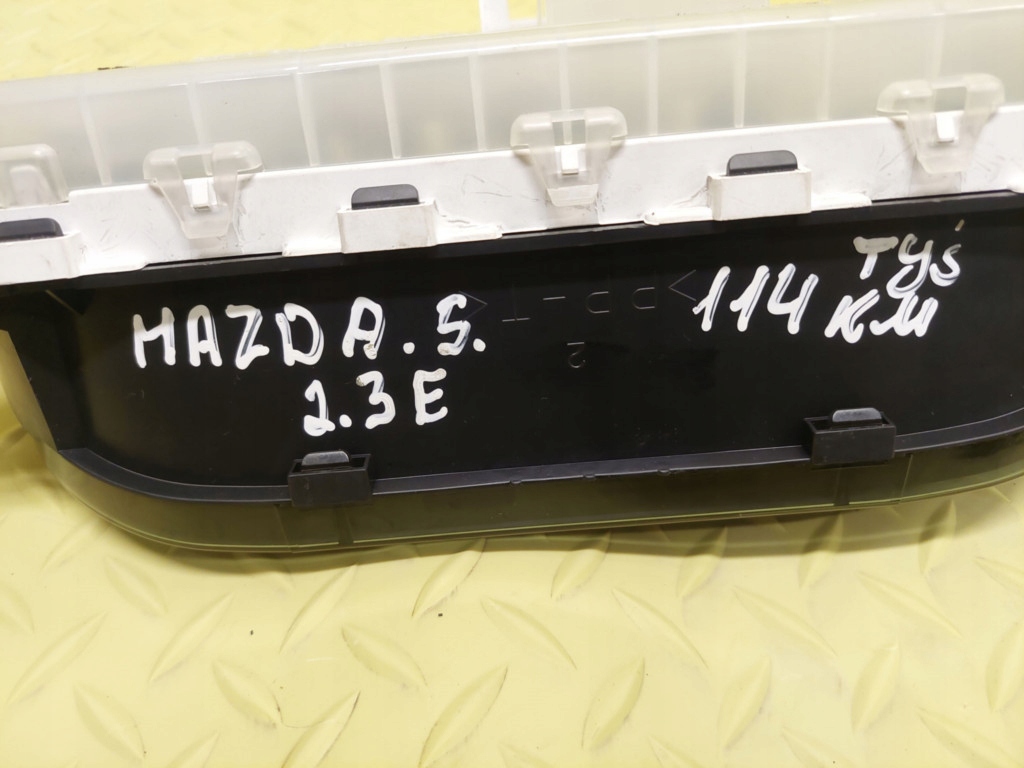 MAZDA 5 2.3 dials dials C23555430