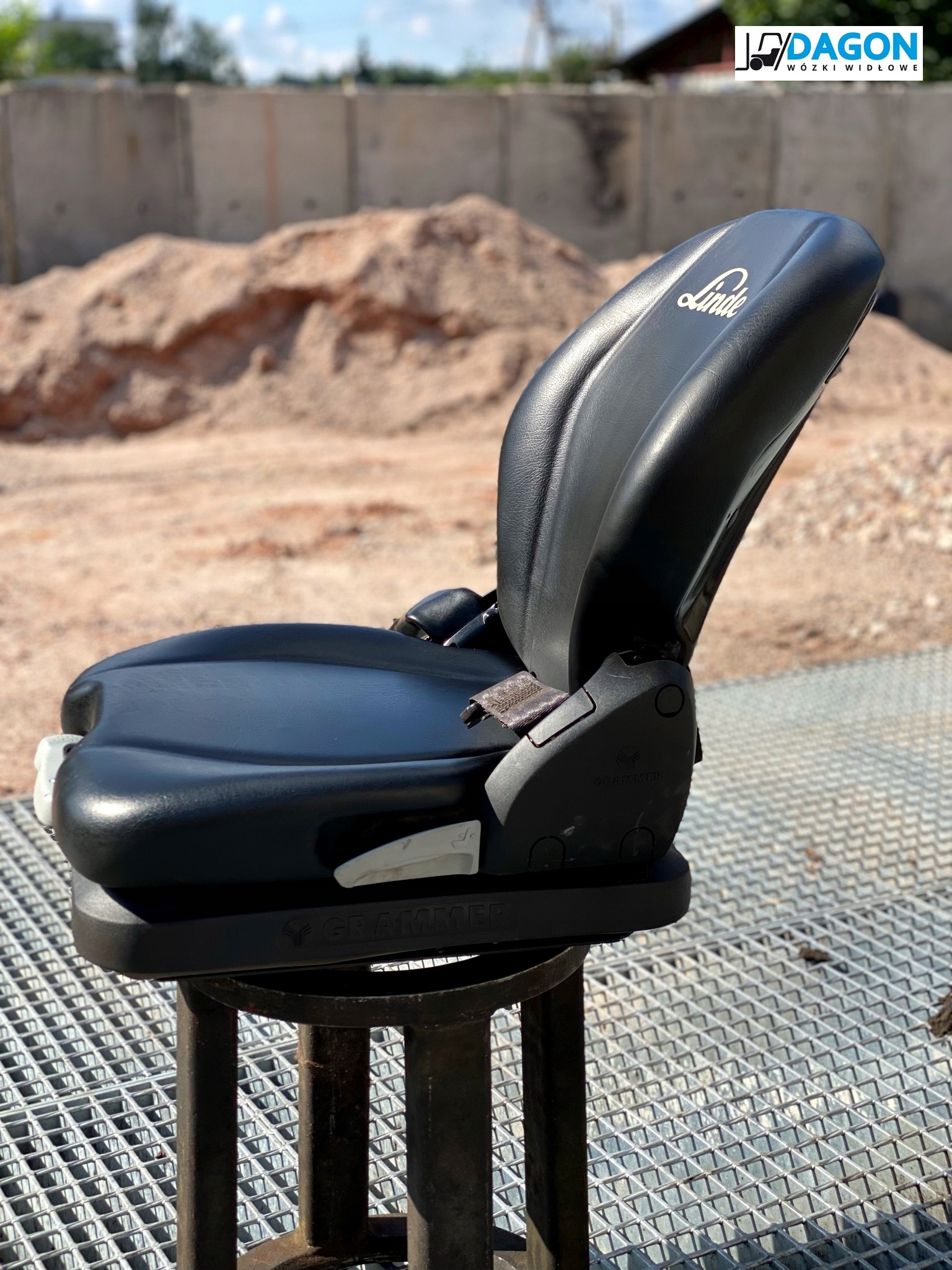 КРЕСЛО ОПЕРАТОРА Linde 3004331015 MSG65/521 Grammer