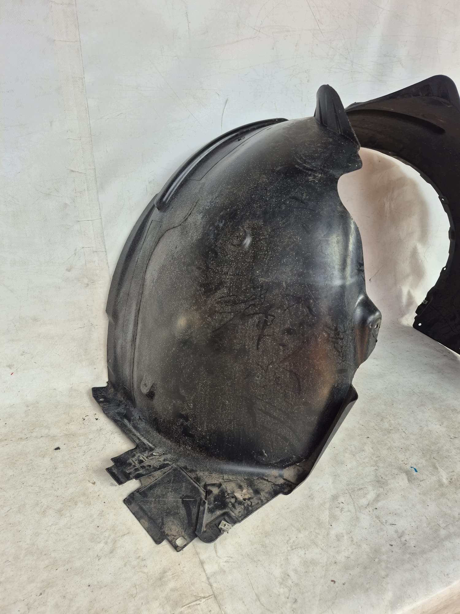 AUDI Q4 E-TRON 89A 22- mudguard left front front 89A821171