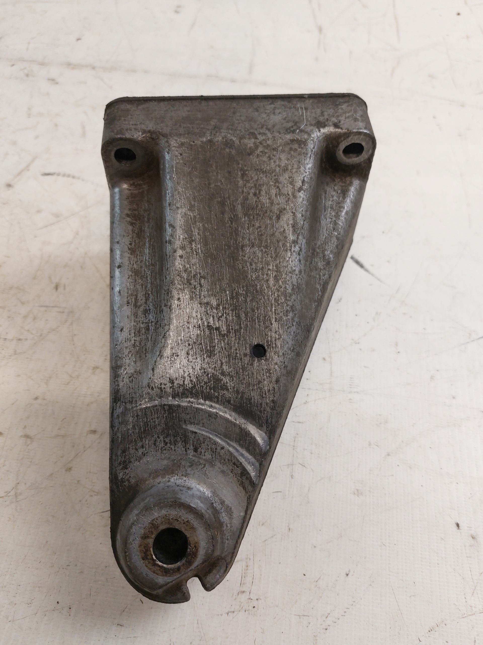 engine mount MERCEDES W211 2.7CDI