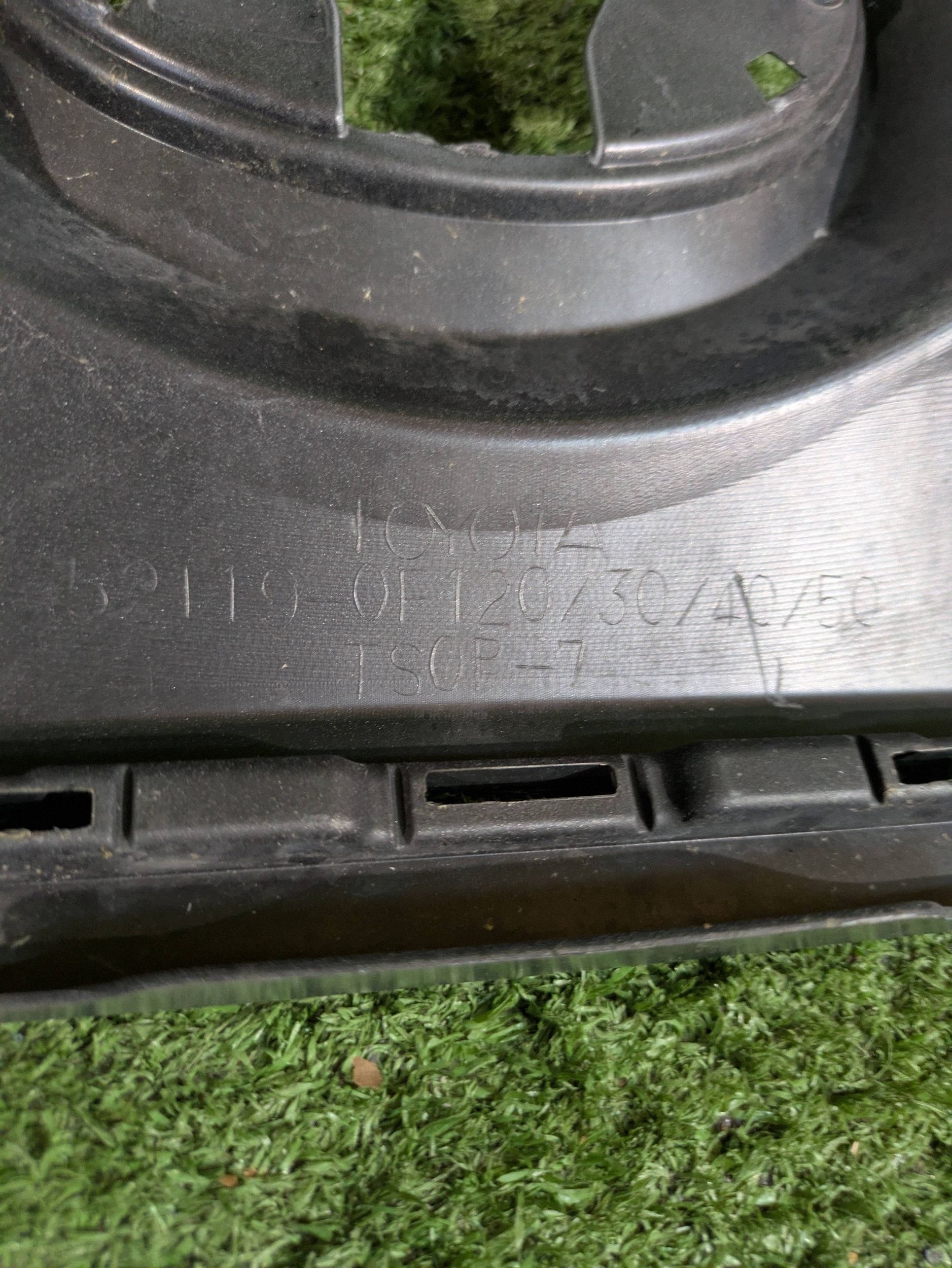 front bumper front TOYOTA VERSO LIFT 13- NR.Z9462