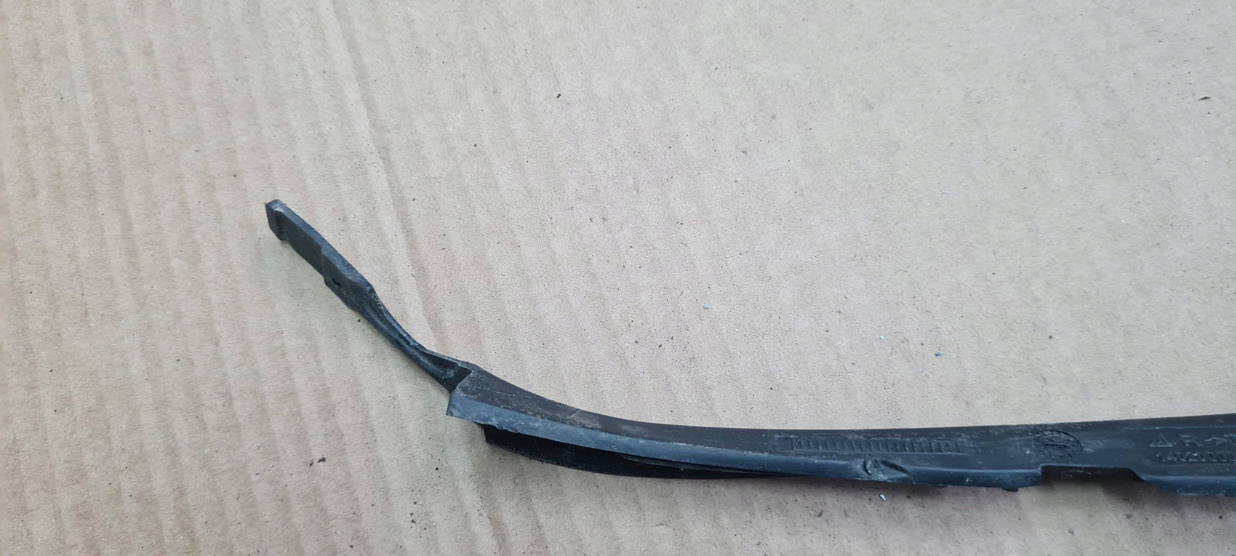 A4 B9 8W S4 gasket lights right right front 8W09411912