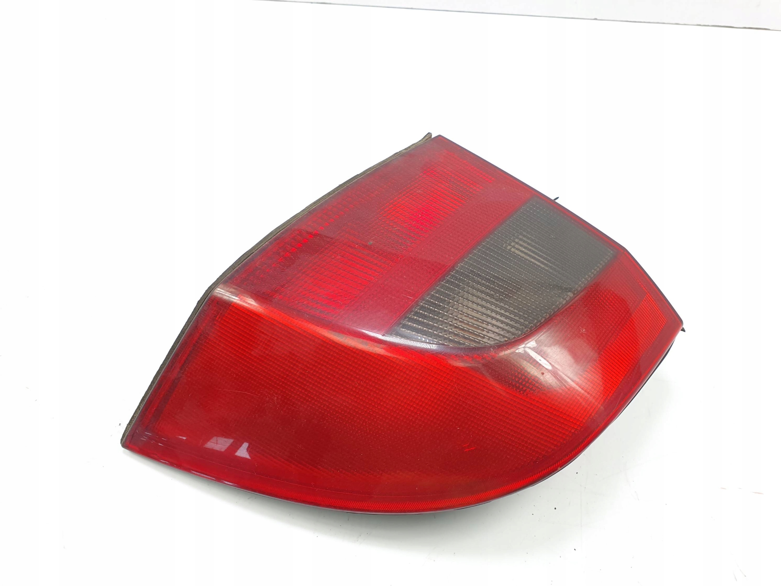 light right rear part OPEL VECTRA B