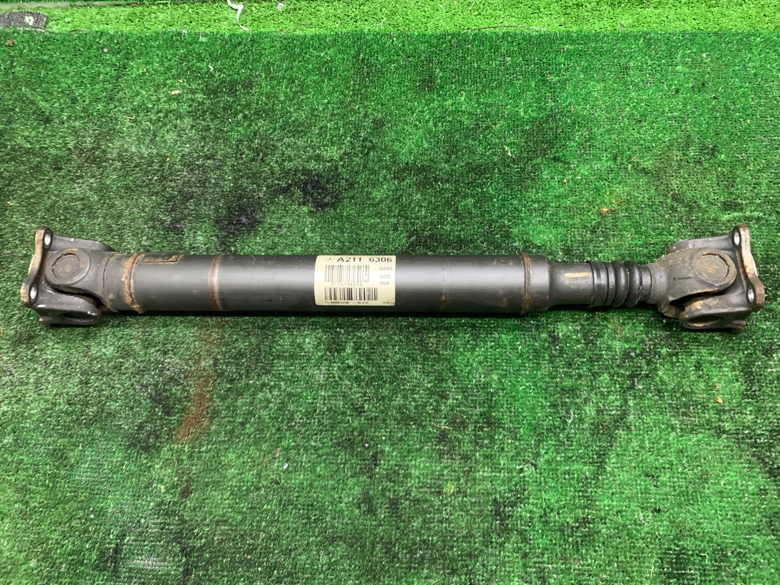 Mercedes W211 4x4 wał napędowy krótki przód przedni A2114106306 A2116306