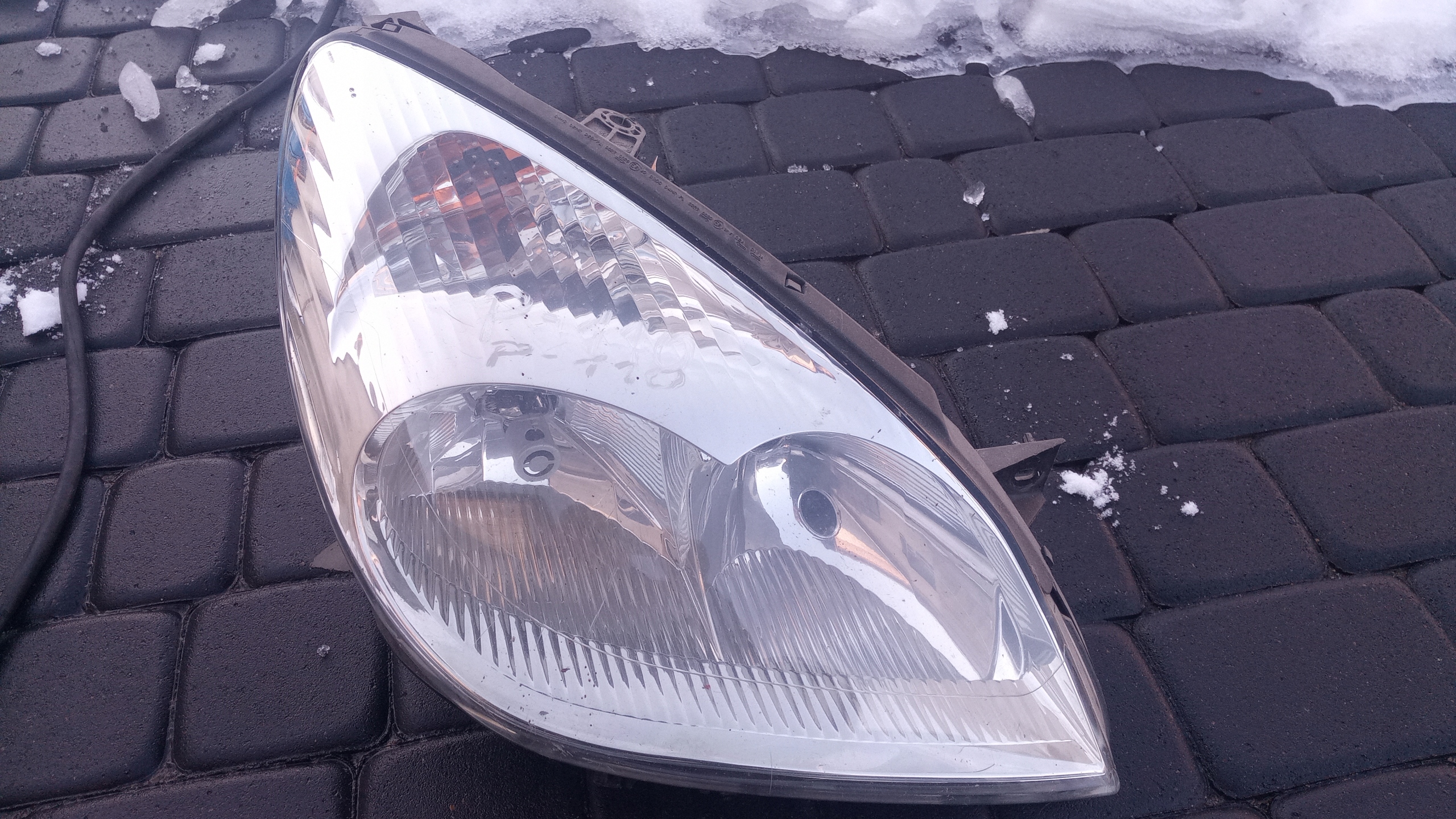 CITROEN C5 01-04 фара правая ксенон