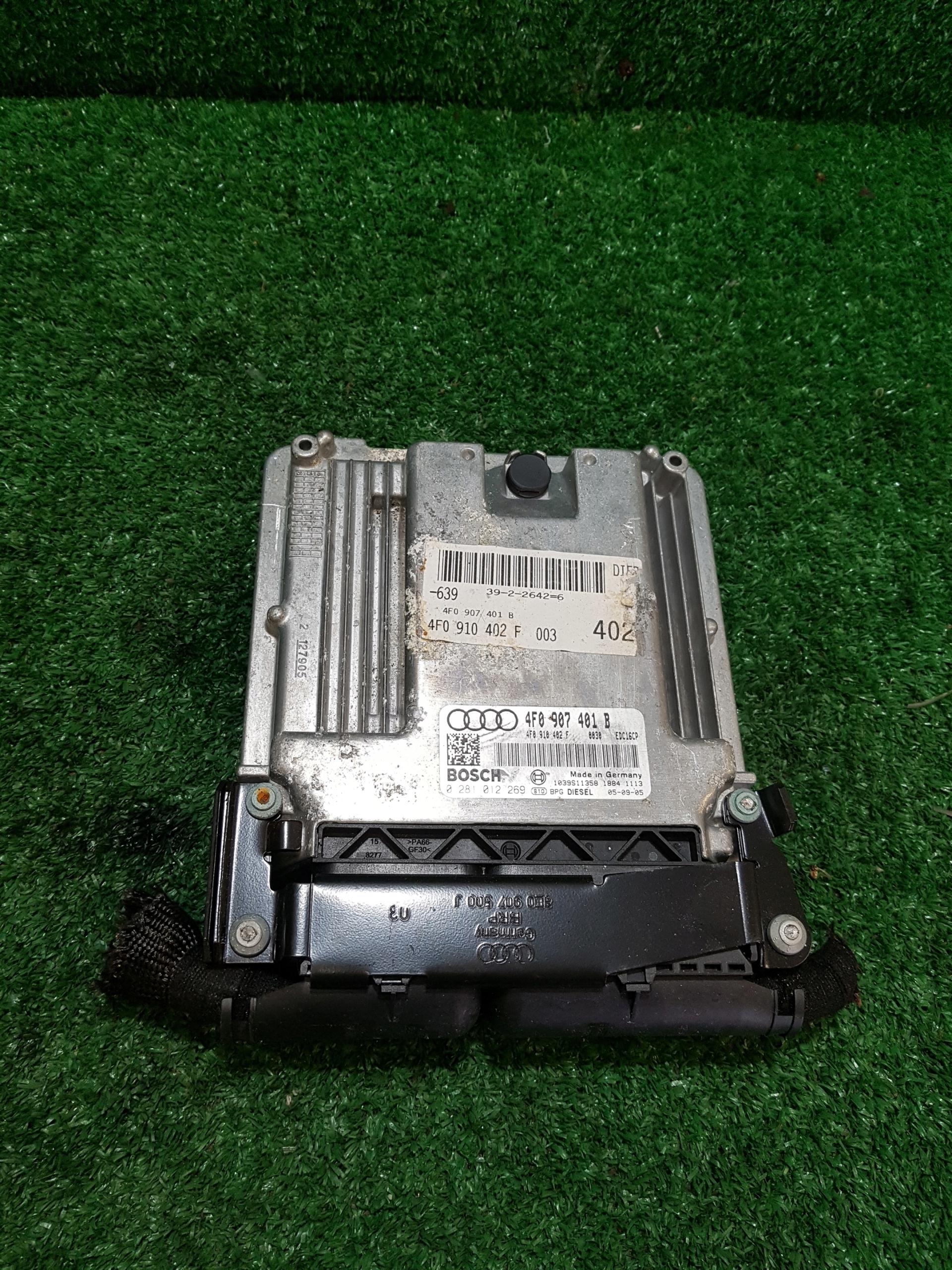 computer of the engine control unit AUDI A6-C6 4F0907401B 4F0910402F 0281012269