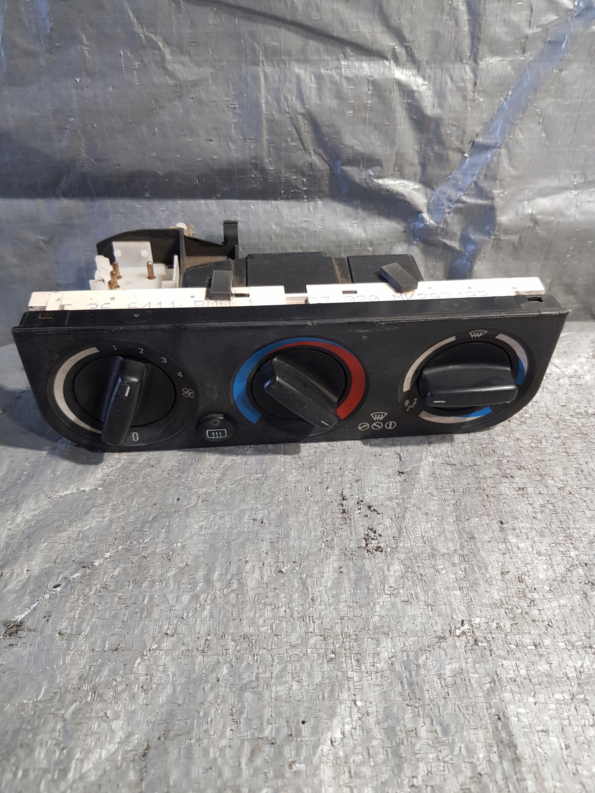 Pannello controllo NAWIEWEM BMW E34