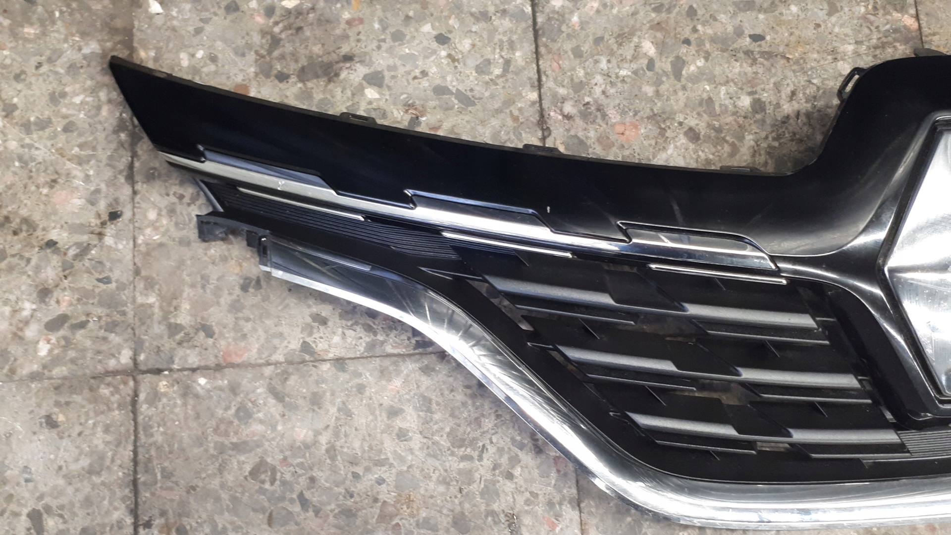 623105565r grill atrapa renault captur II Typ samochodu Samochody osobowe