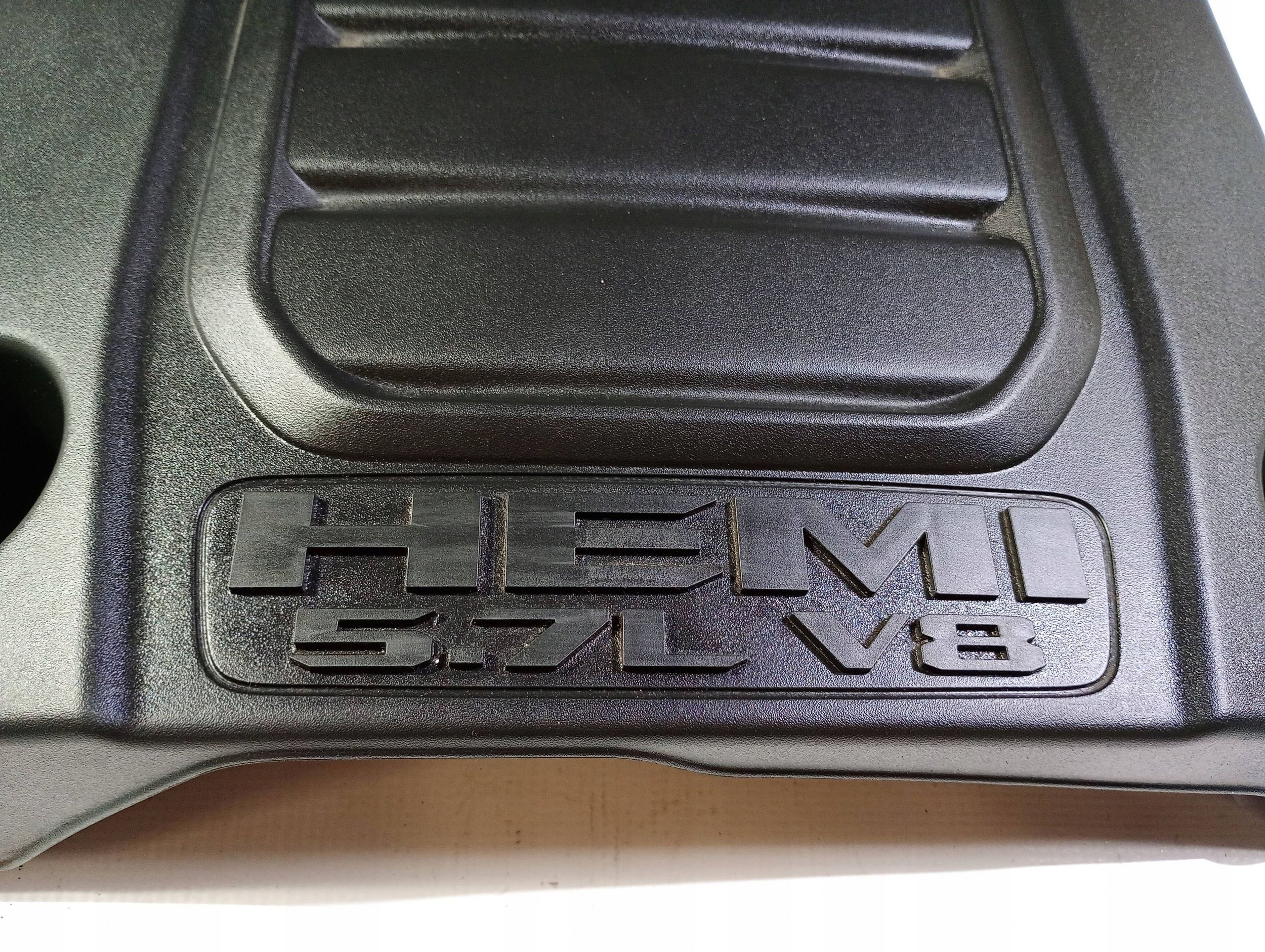 cover engine housing cover Dodge Ram 1500 5.7 HEMI 2019