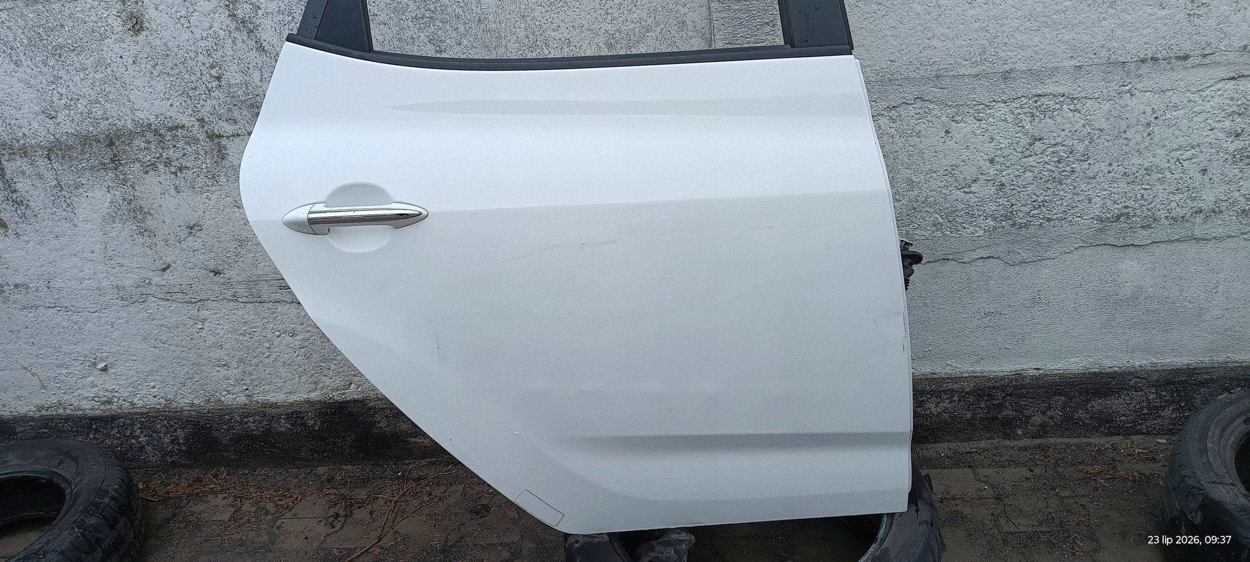 HYUNDAI IX20 7F door right rear part rear. right 2010