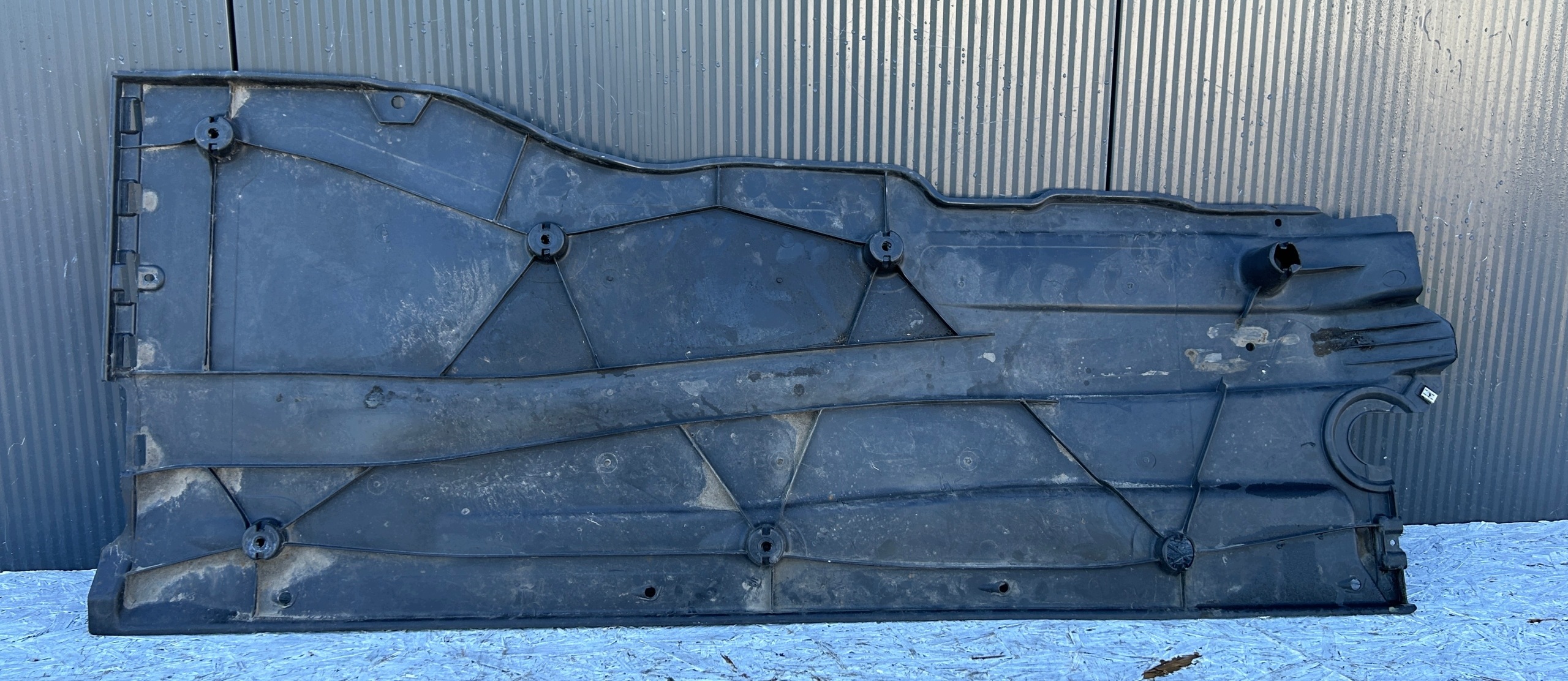 cover chassis right LEON IV OCTAVIA IV GOLF VIII 5WA825202E