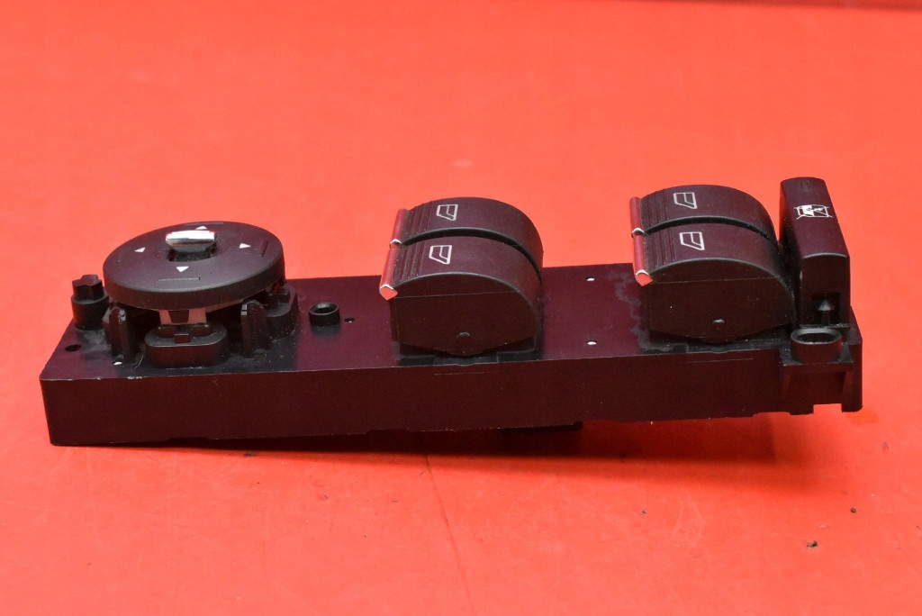control panel of the window EU 8M5T-14A132-AC FORD KUGA MK1 08-13