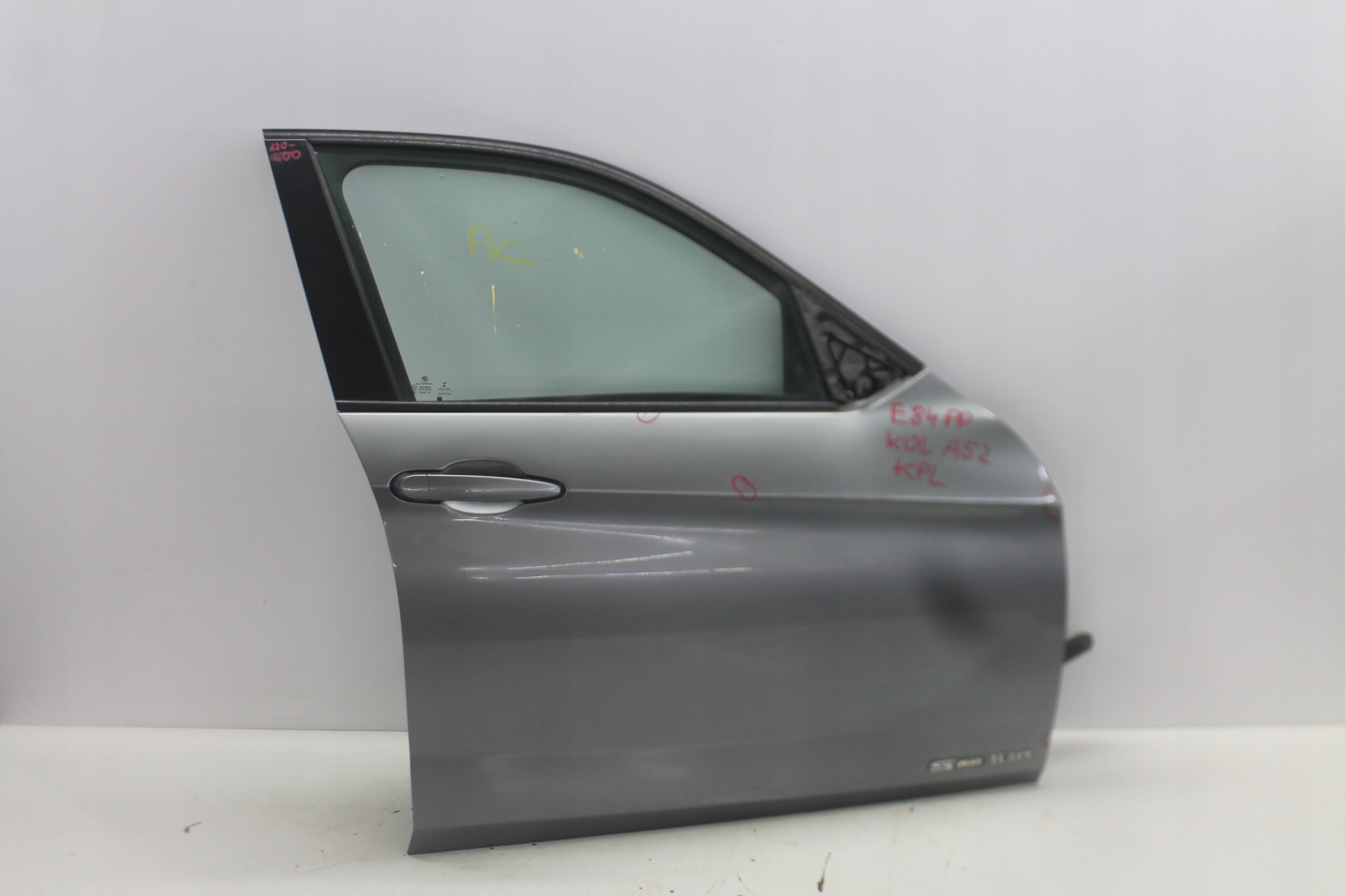 door right front right front BMW X1 E84 of wheels. A52 09-15