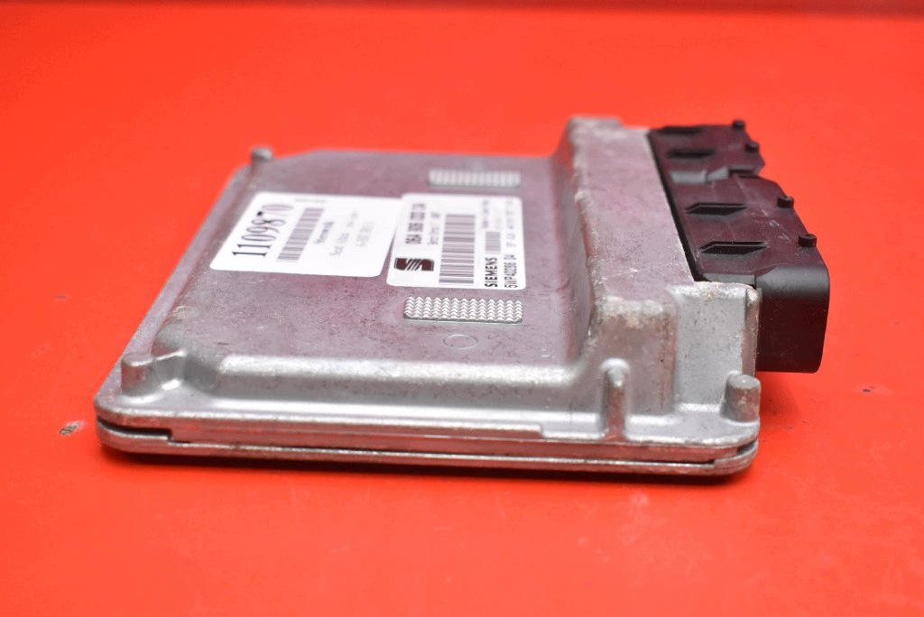 control unit computer of the engine 06A906033DA SEAT ALTEA 1.6 8V 102 KM 04-09