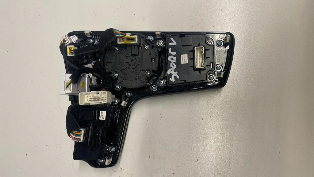KIA SPORTAGE V control panel switch trim START STOP 21-23