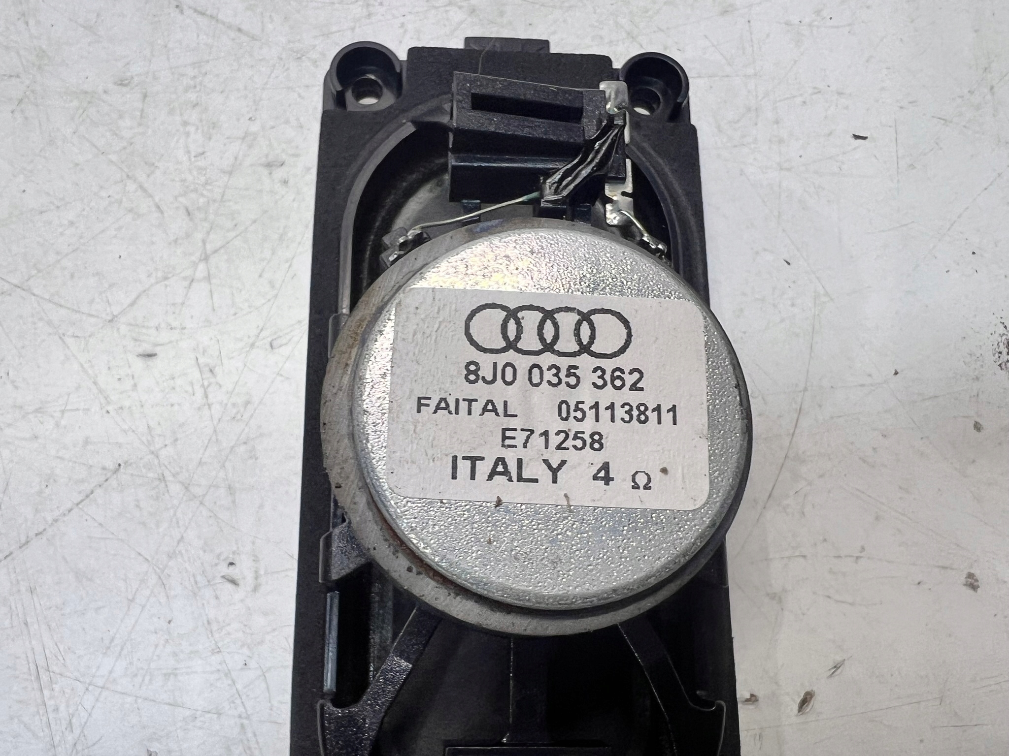 hangszóró DESKI AUDI TT 8J0035362