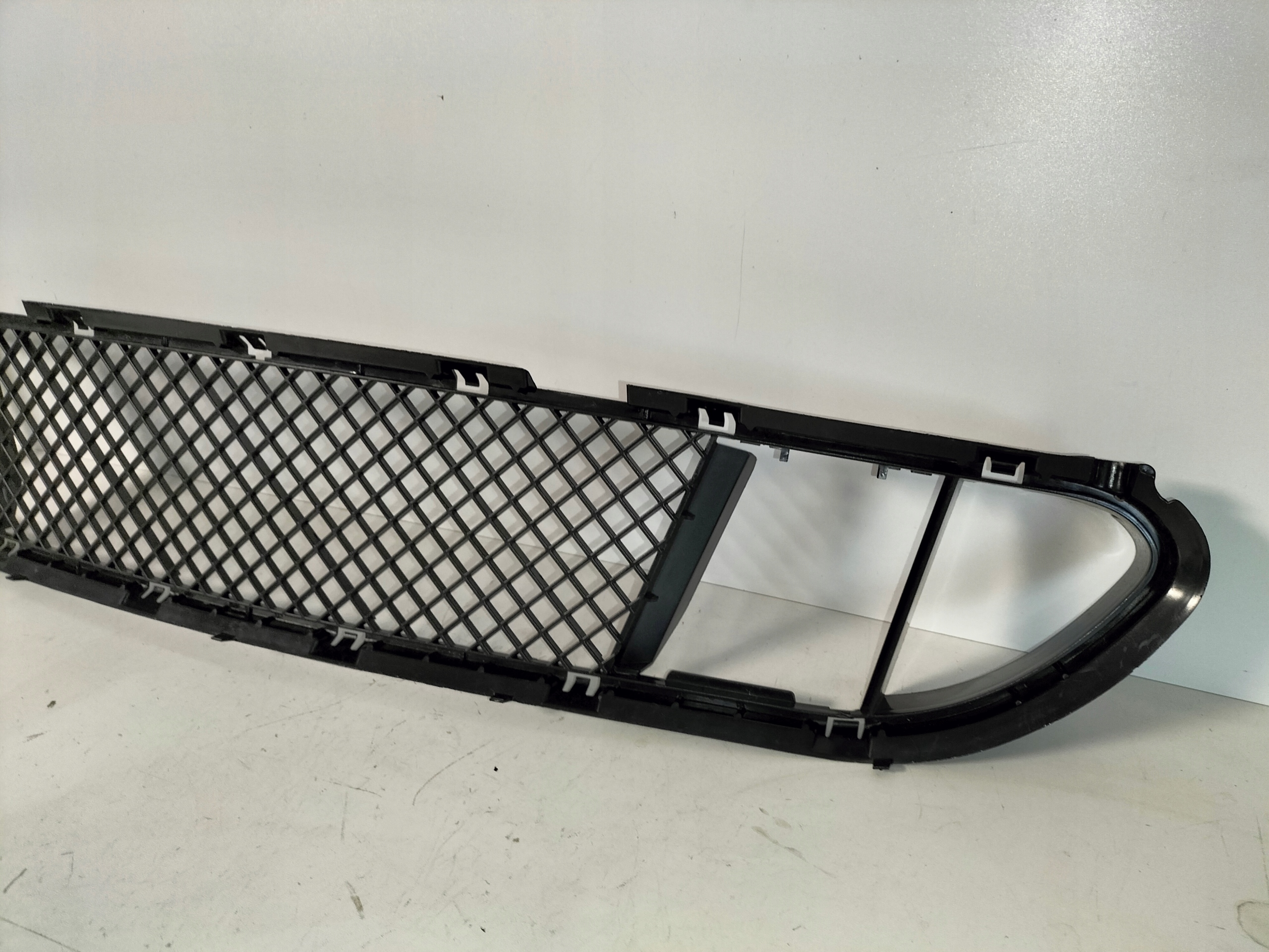 maska mřížka nárazníku předního předek BMW 5 E60 E61 03-06 m-packet