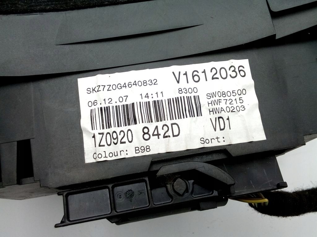 Skoda Octavia II 2 dials dials predkosciomierz 1Z0920842D