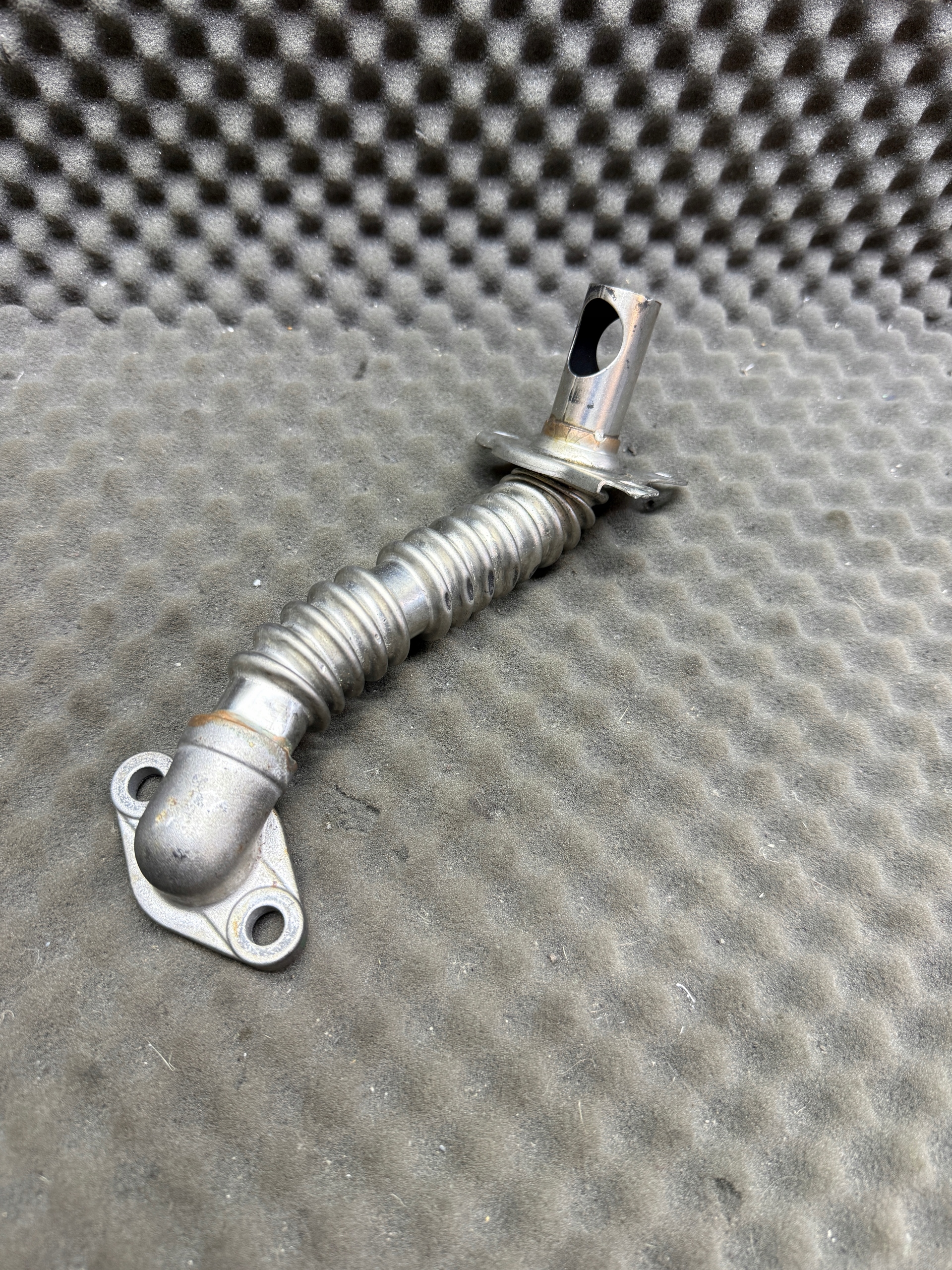 RURA PRZEWÓD EGR KIA CEED 16R