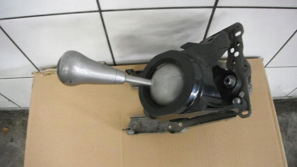 CIVIC 8 VIII 06-11 WYBIERAK MECHANIZM BIEGÓW